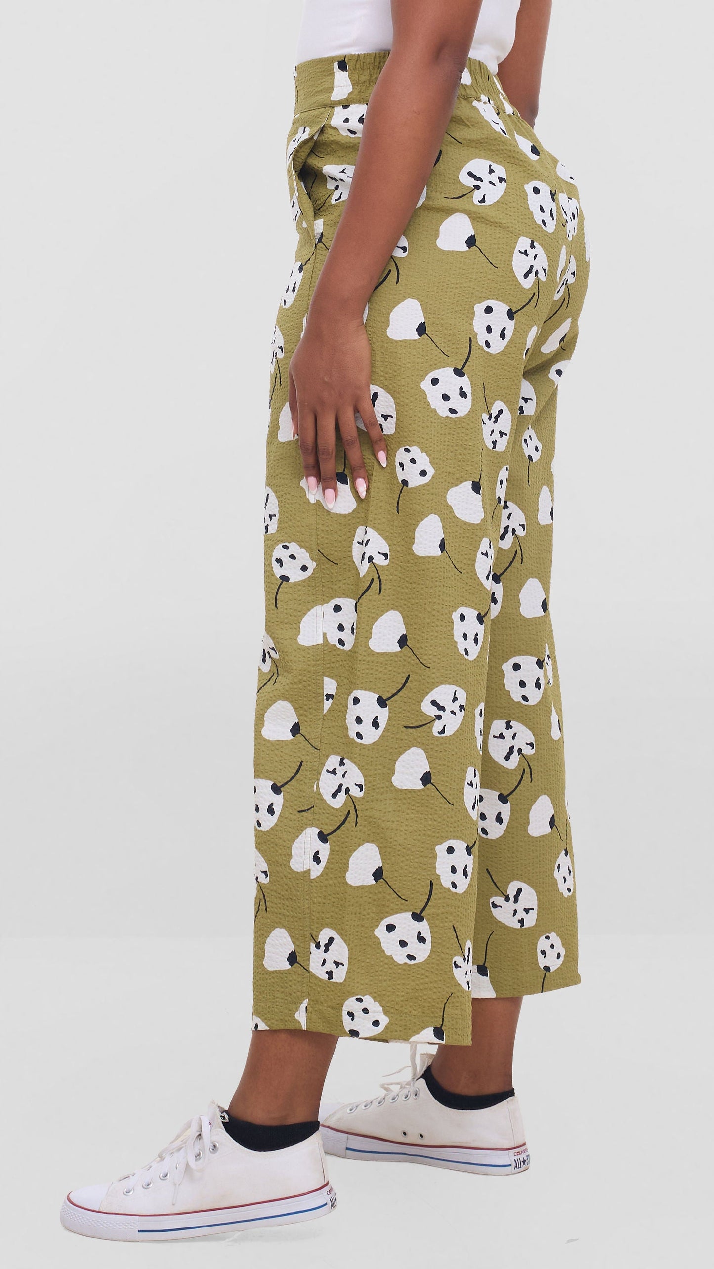 Safari by Vivo Zehra Barrel Pants - Olive / White Print