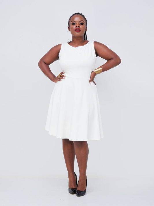 Vivo Upe Boatneck Skater Dress - White