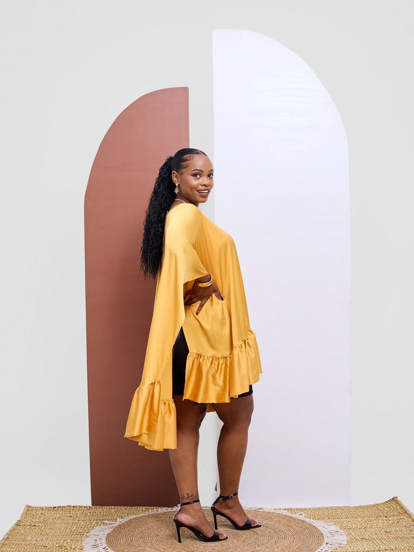 Vivo Kelemi 4.0 Frilled Wide Top - Mustard