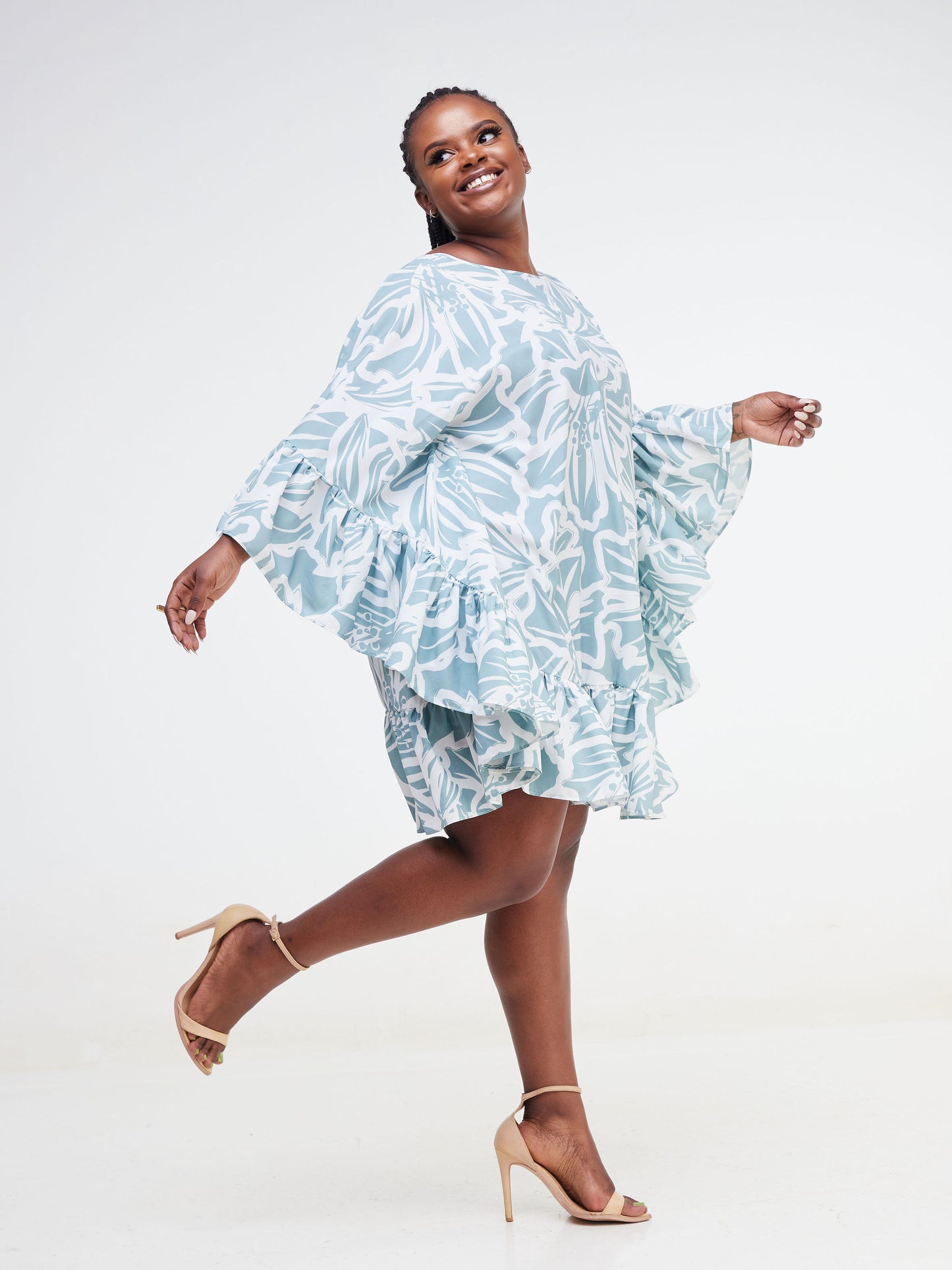 Vivo Malindi Flounce Kaftan Dress (JK) - White / Mint Green Abstract Print