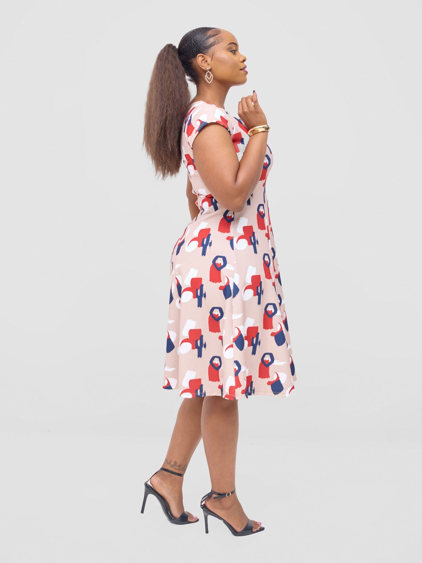 Vivo Basic Escape A-Line Dress - Taupe / Burgundy Esai Print