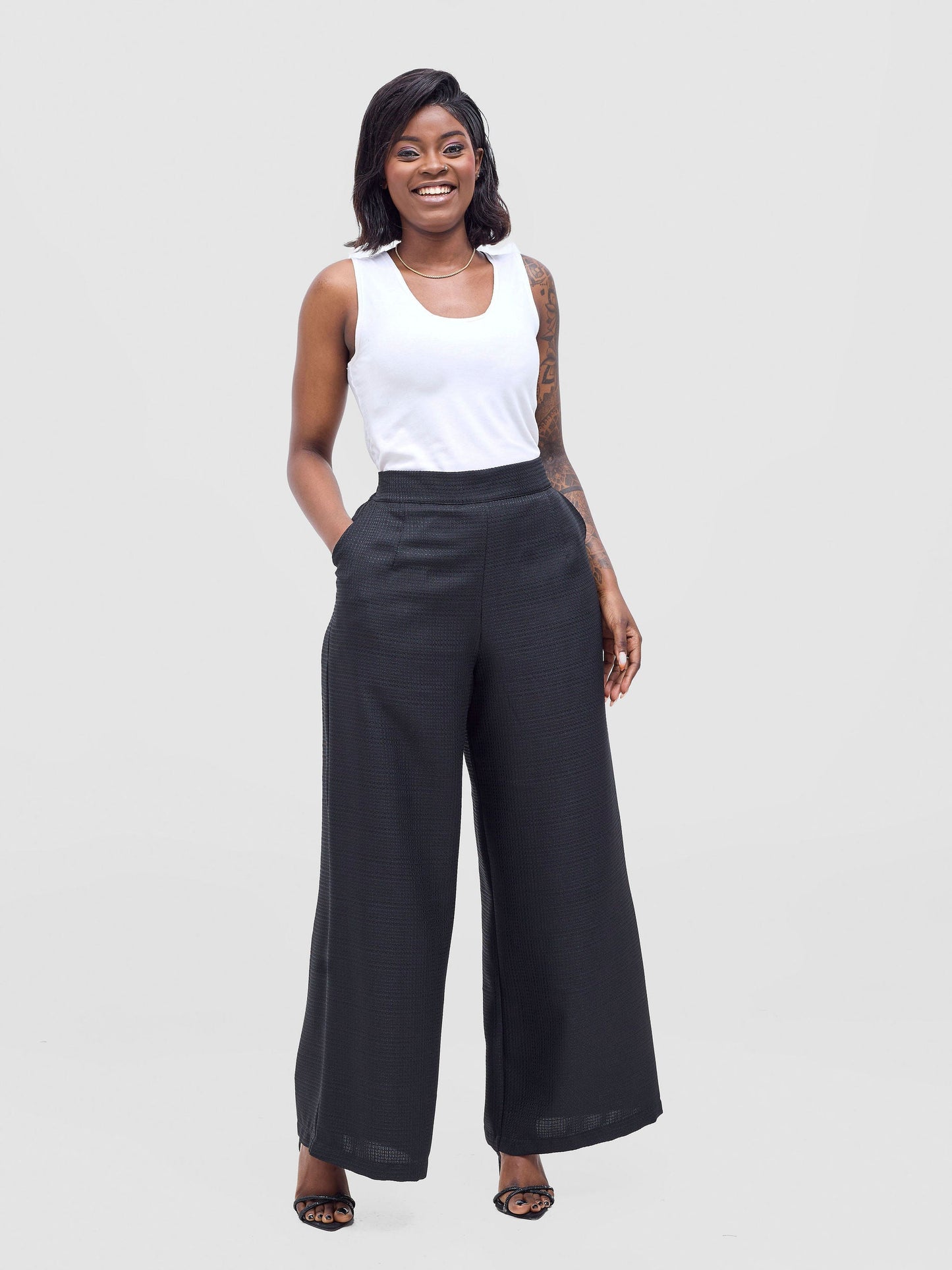 Vivo Analo Wide Leg Pants - Black
