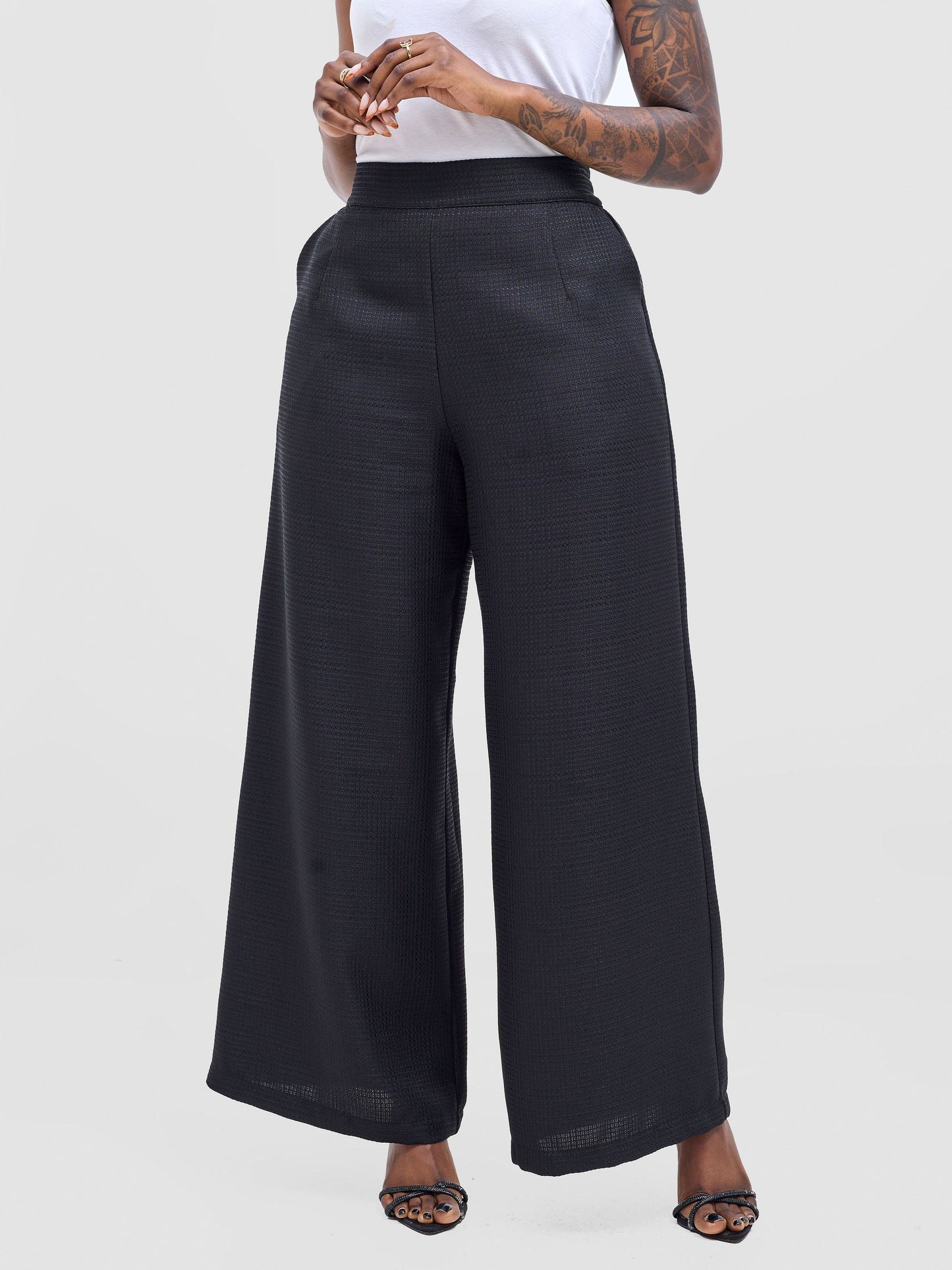 Vivo Analo Wide Leg Pants - Black