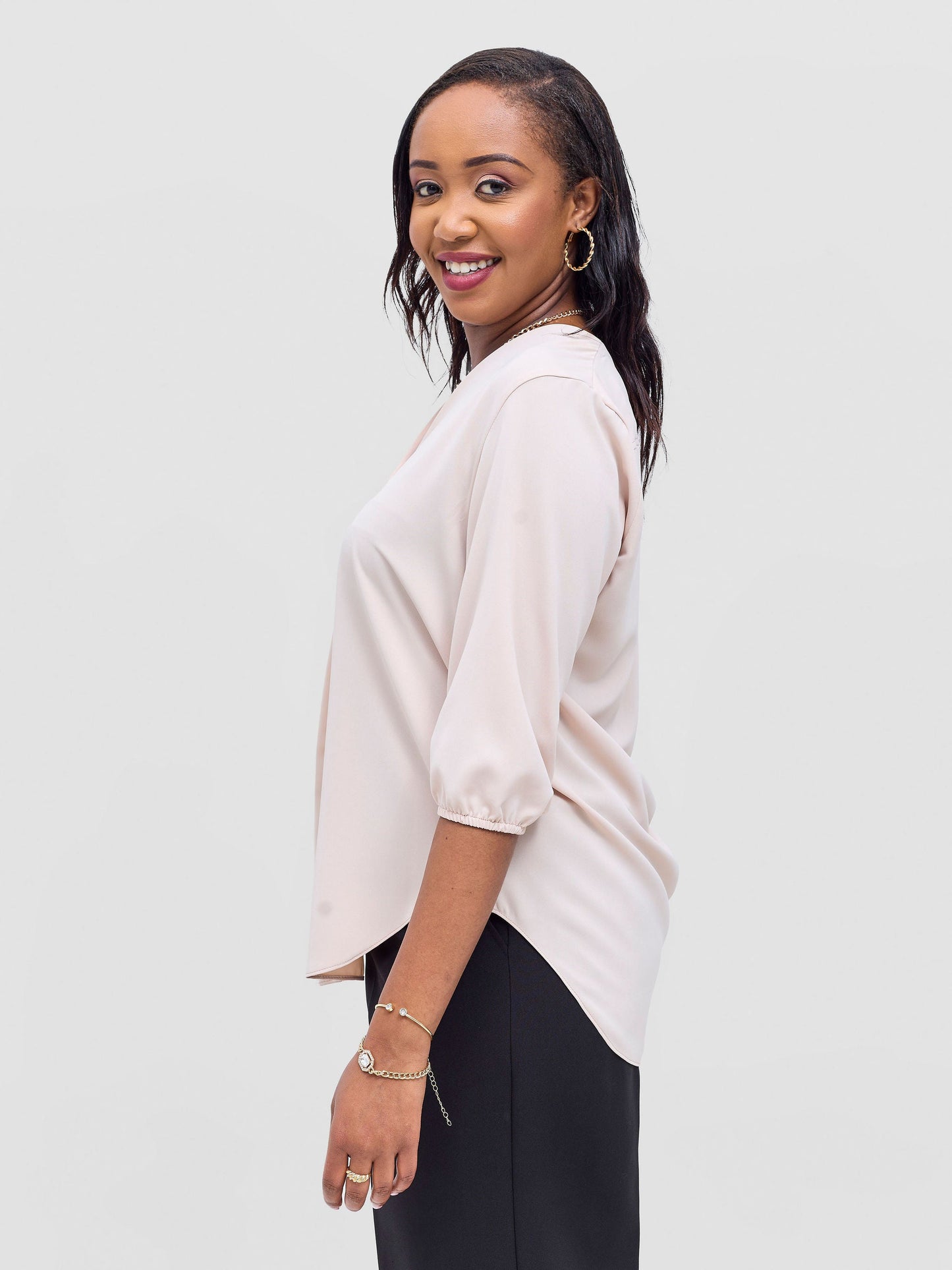 Vivo Dua 3/4 Sleeved V Neck Shirt - Taupe