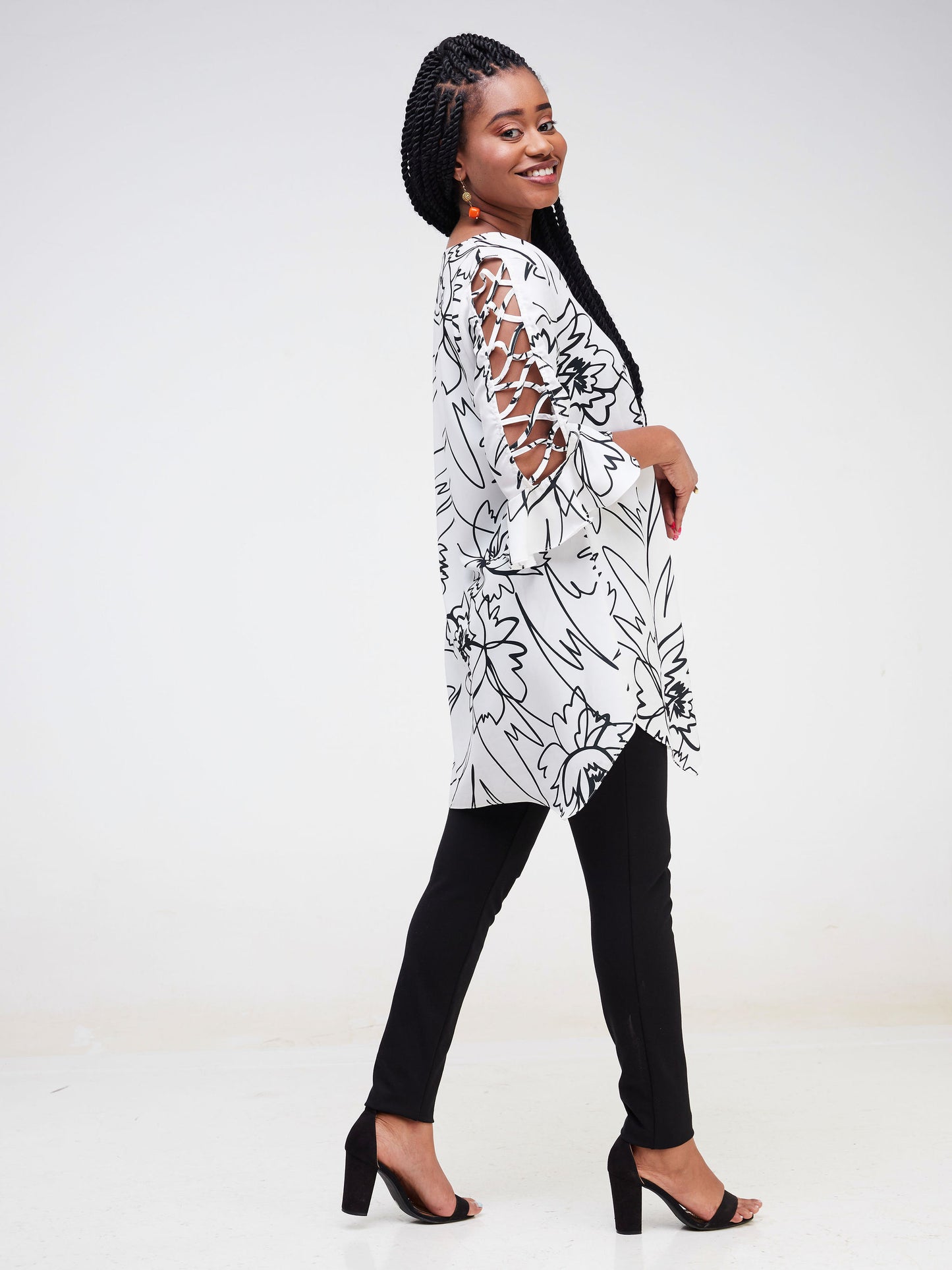 Vivo Dali 3/4 Cut Out Sleeve Top - White / Black Abstract Print
