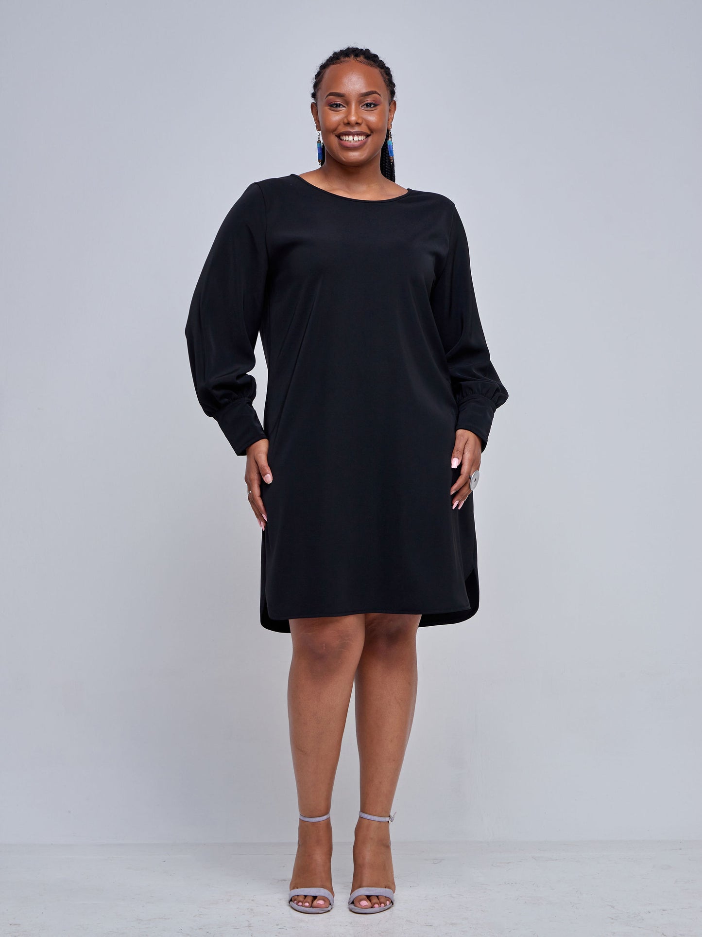Vivo Tatili Cuffed Bishop Sleeve Shift Dress - Black