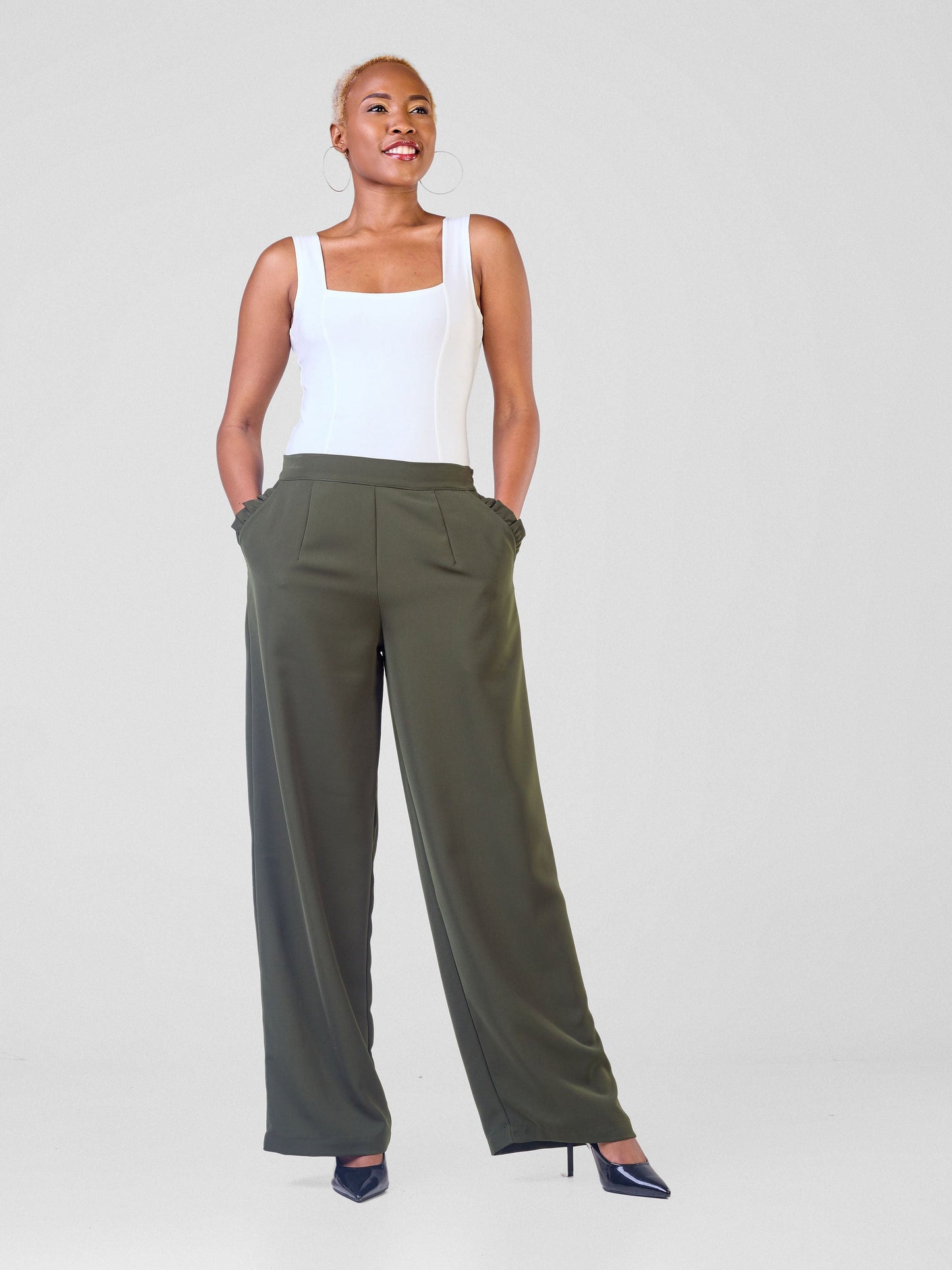 Vivo Sani Ruffle Pocket Straight Leg Pants - Hunters Green