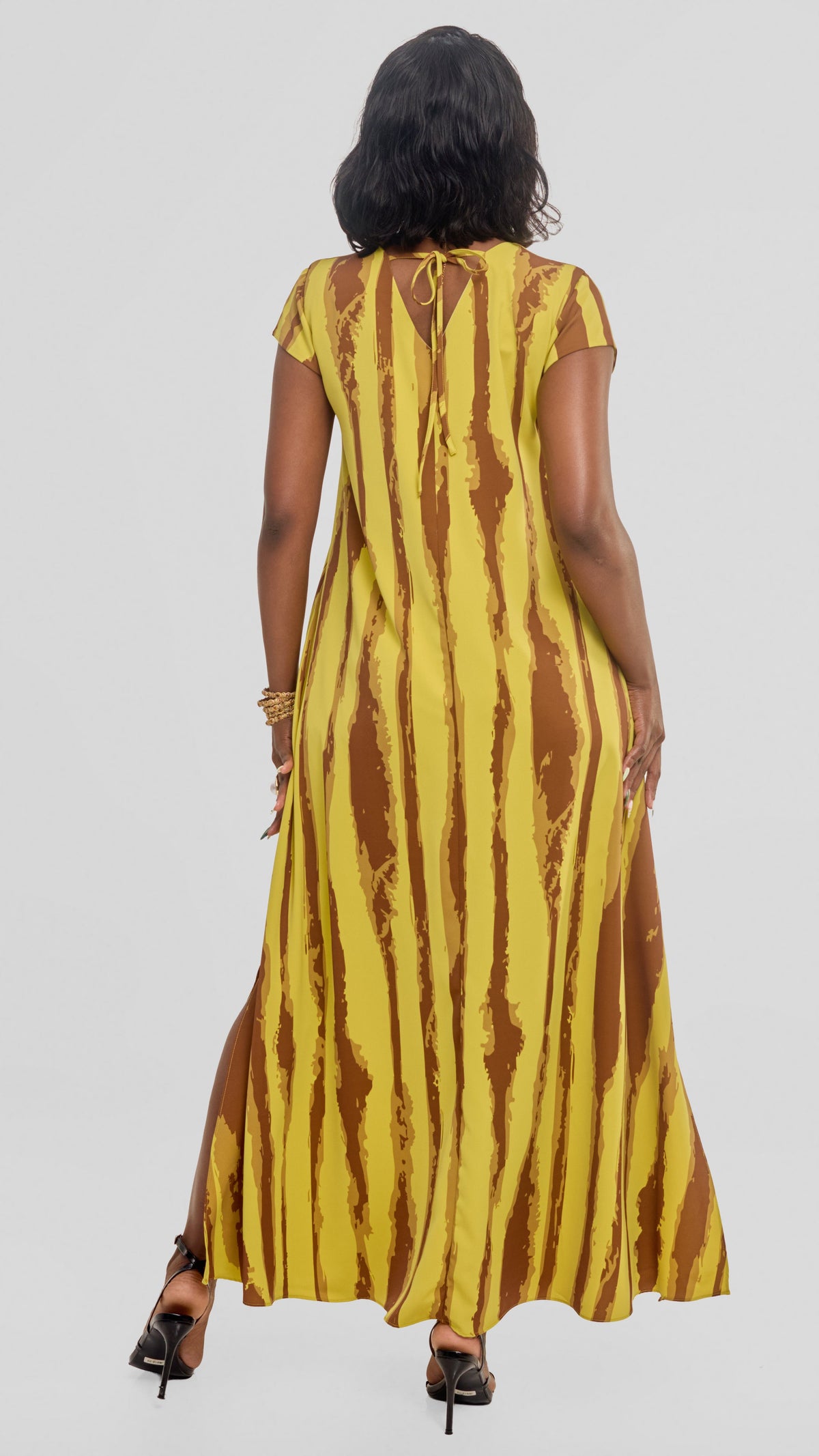 Vivo Kani Cap Sleeve Maxi Dress in Textured Crepe - Olive / Brown Tamasha Print