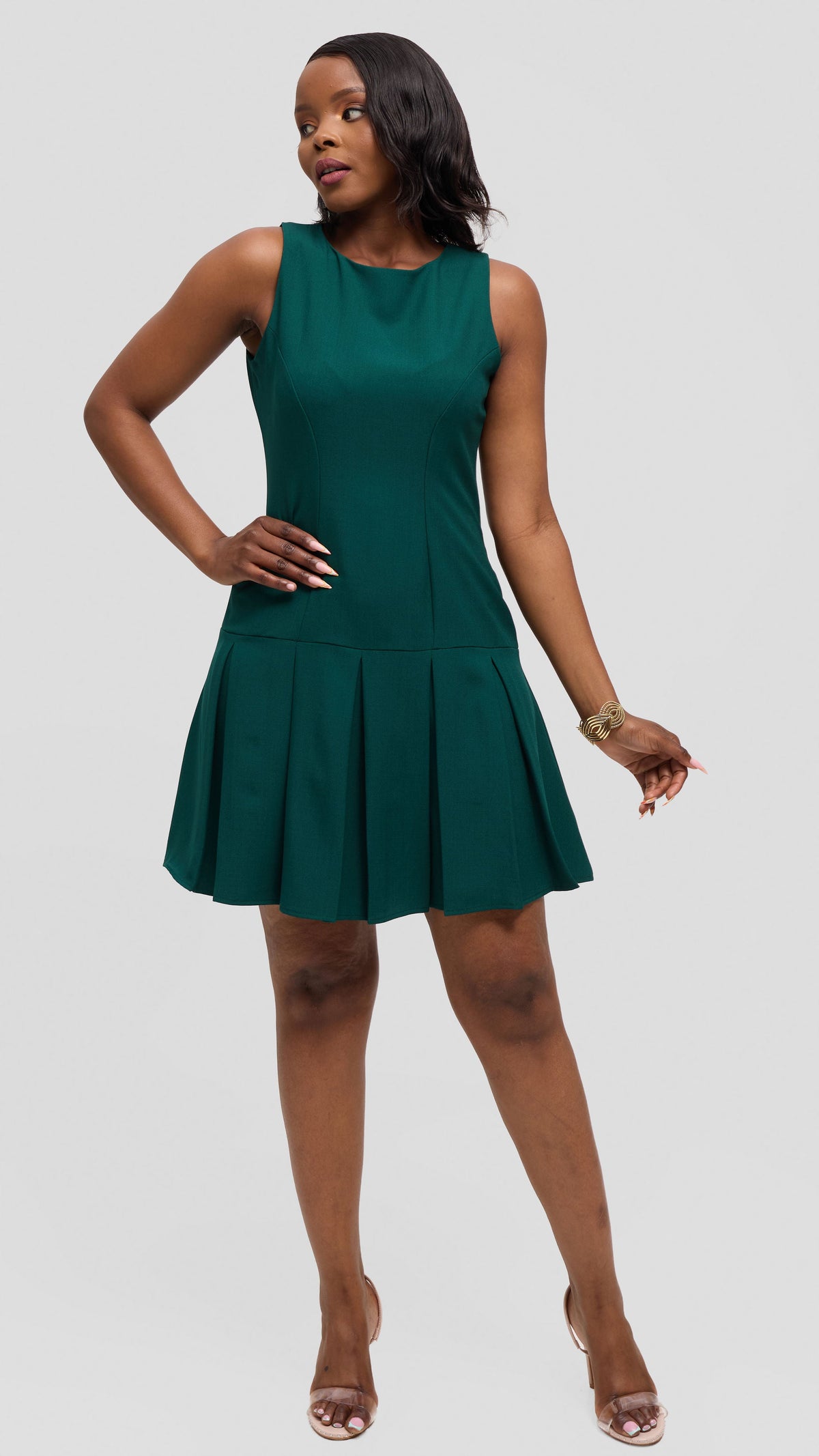 Vivo Niari Pleated Dress in Crepe - Dark Green