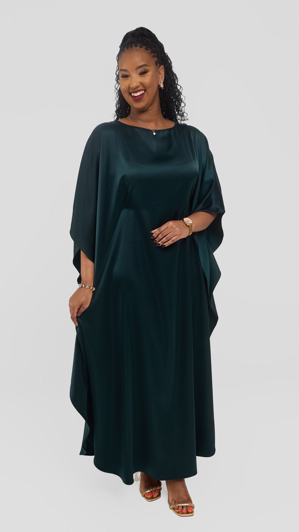 Vivo Round Neck Maxi Kaftan in Satin - Dark Green