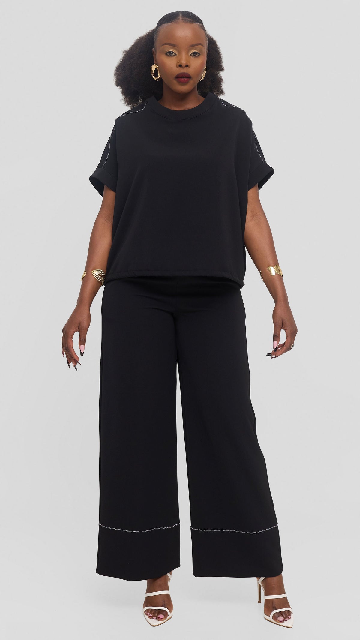 Vivo Contrast Stitch Loose Top in Twill - Black