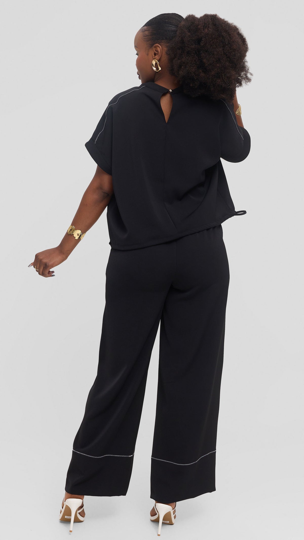Vivo Contrast Stitch Loose Top in Twill - Black