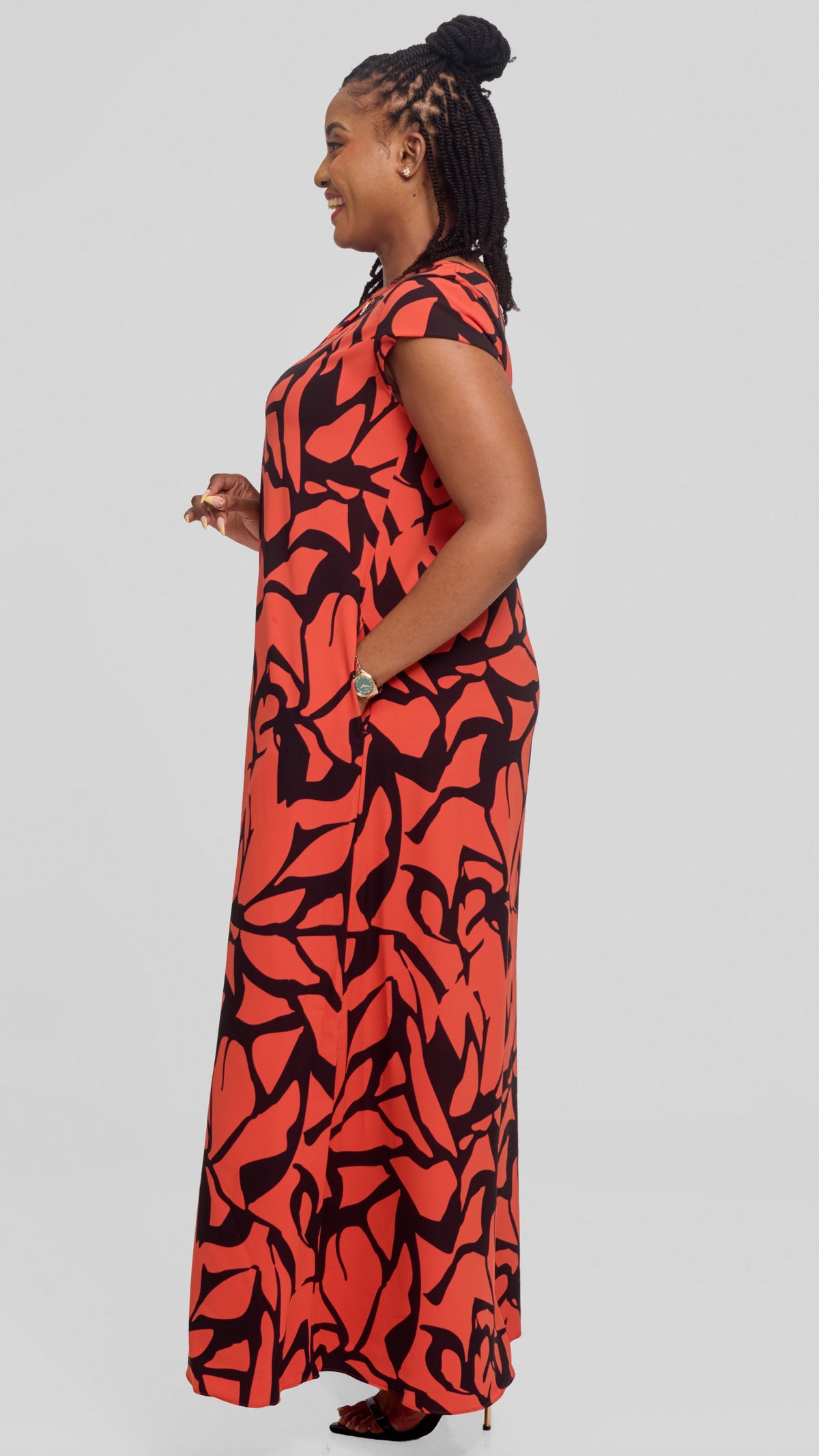 Vivo Sakari Cap Sleeve Maxi Dress in Crepe - Rust / Black Zania Print