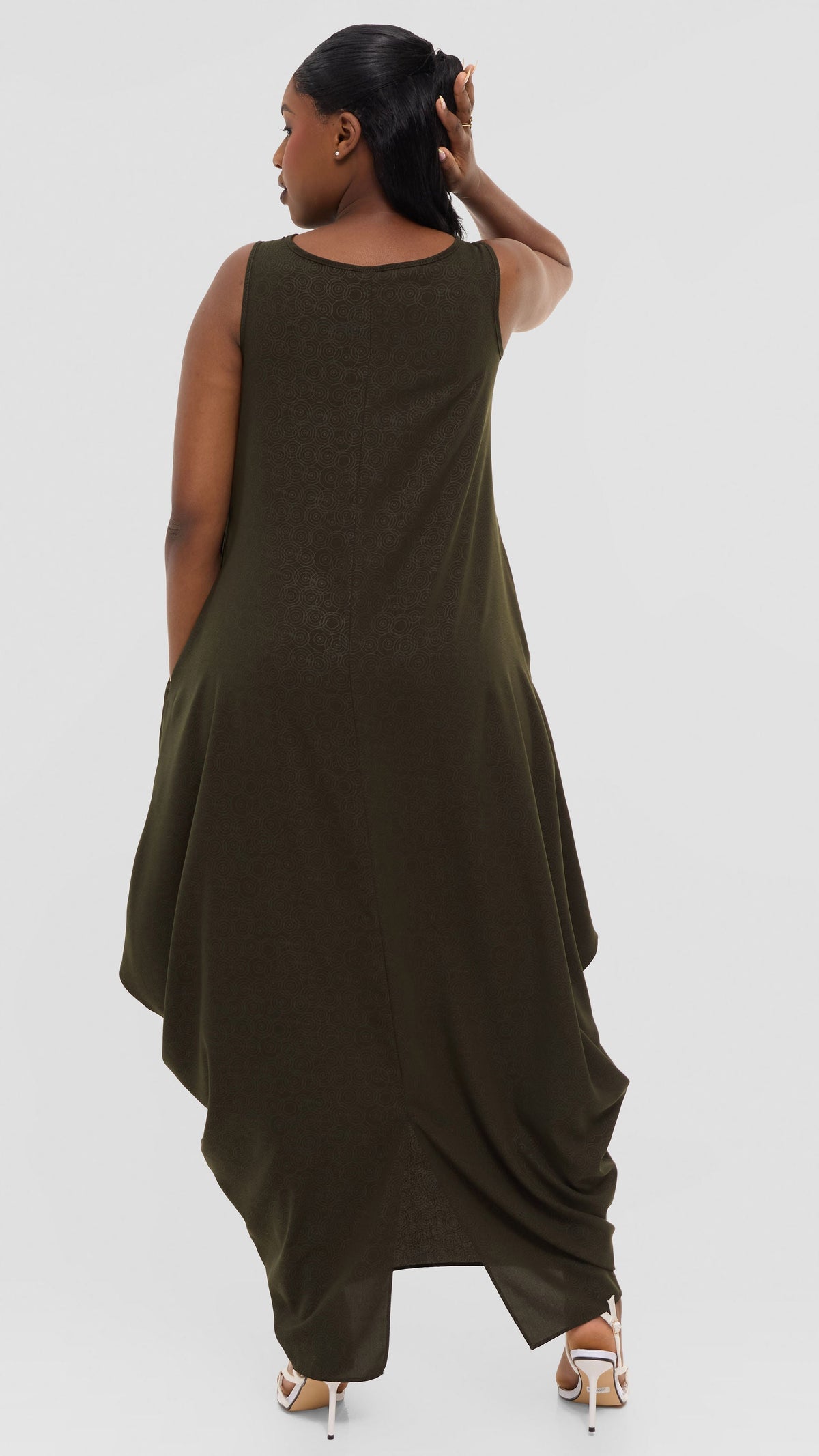 Vivo Seli Maxi Dress in Crepe - Hunters Spiral