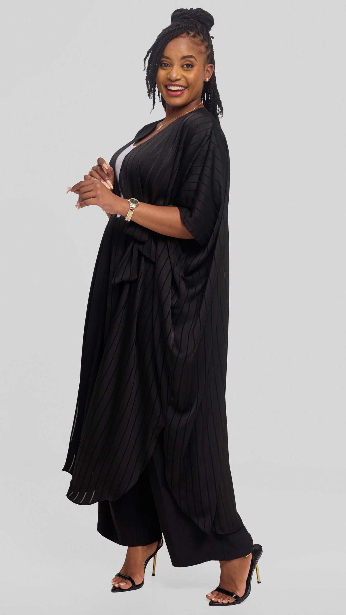 Vivo Scalloped Kimono in Stripped Crepe - Black