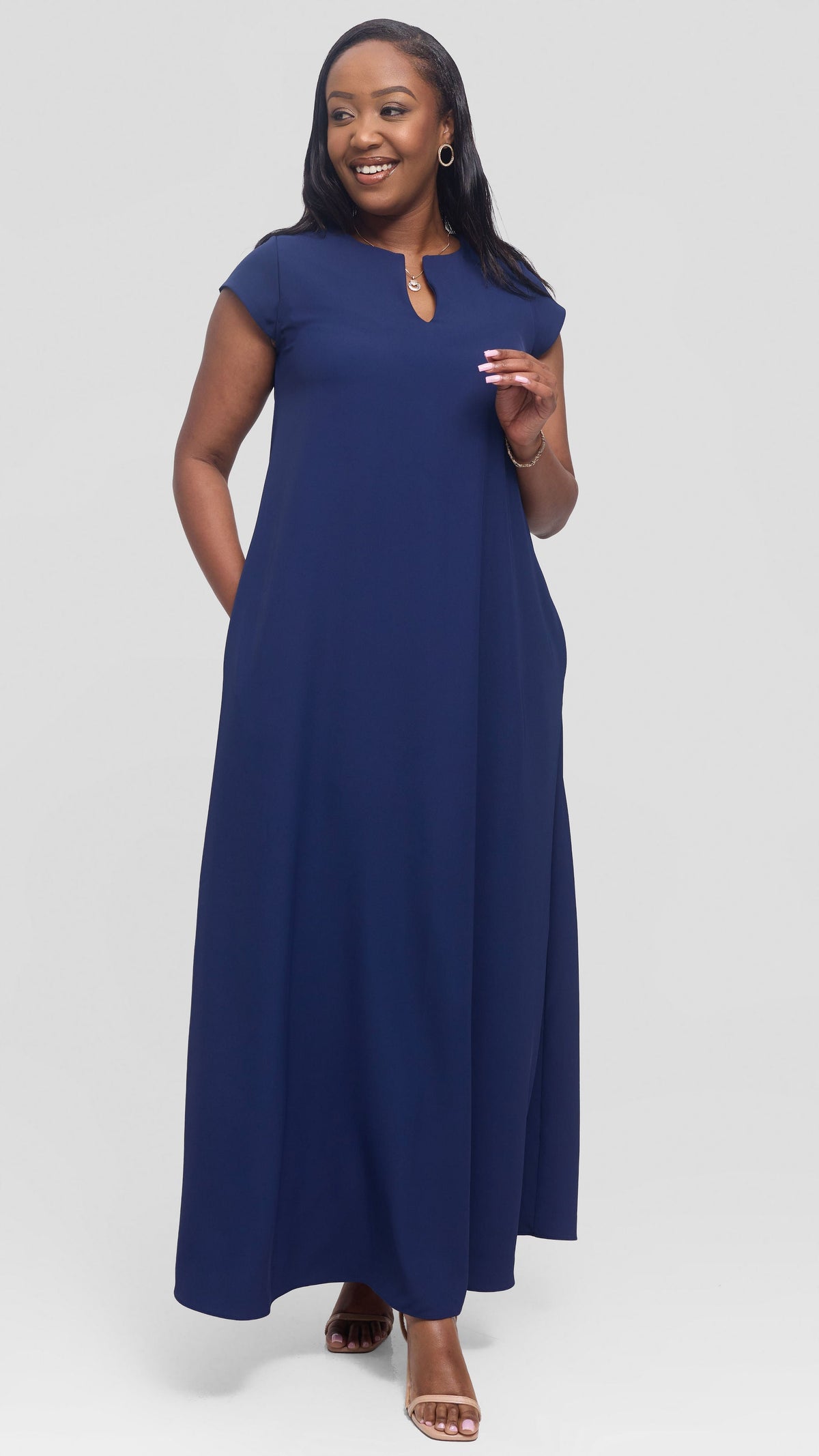 Vivo Zola V-Neck Maxi Dress in Crepe - Navy Blue