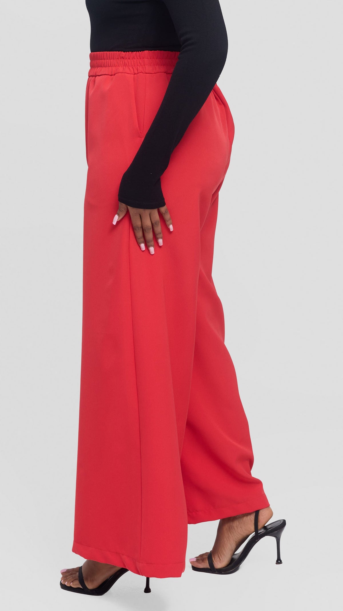 Vivo Elastic Waist Wide Pants in Crepe - Red