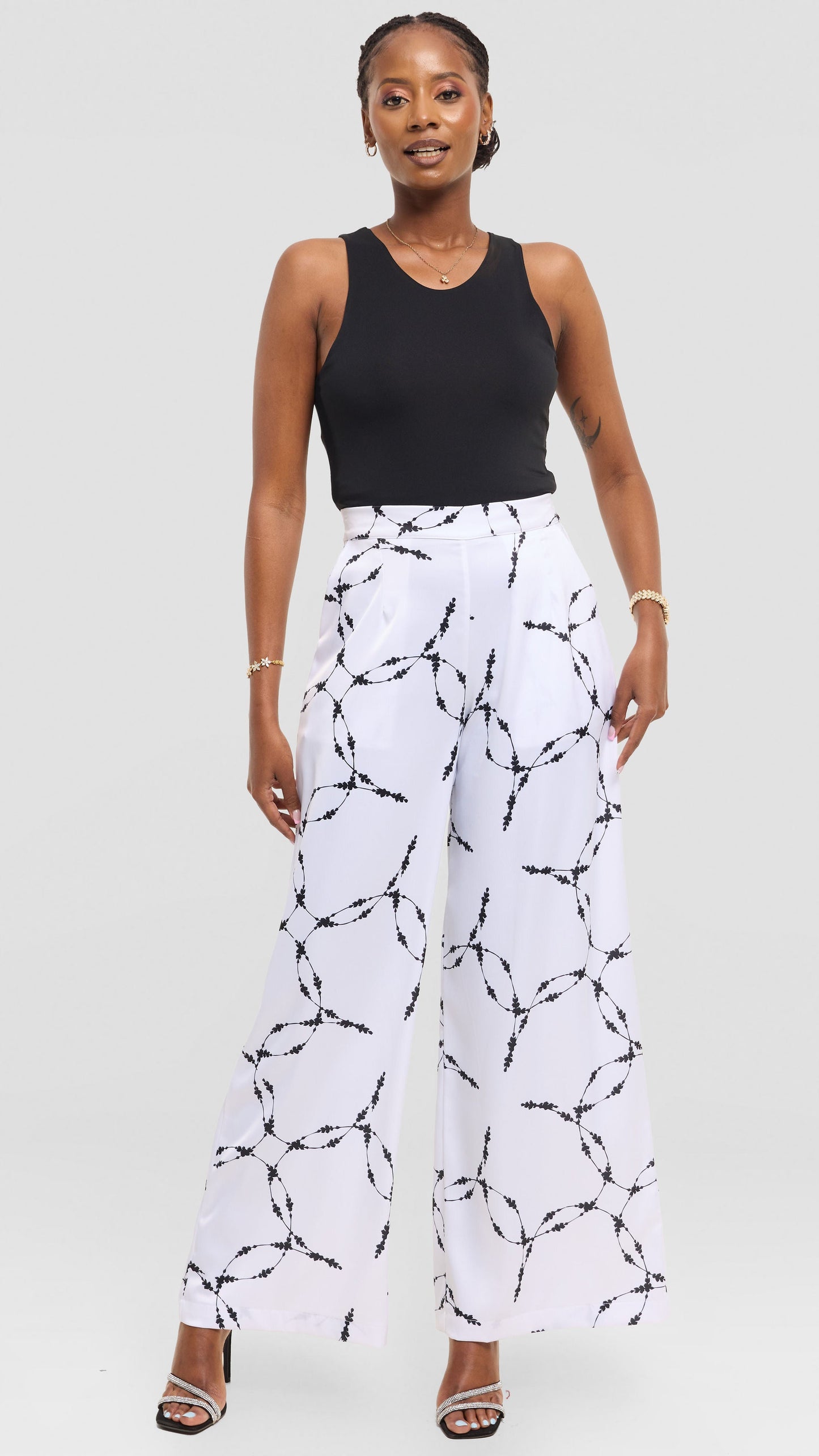 Vivo Essi Wide Leg Pants in Satin - White / Black Shina Print