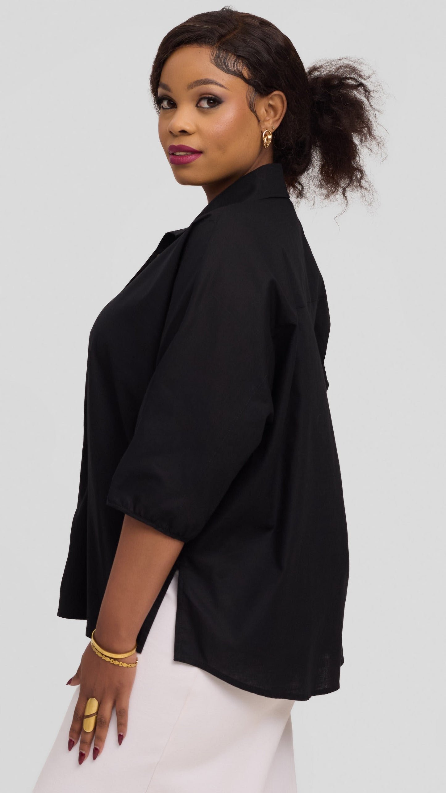 Safari by Vivo Back Pleat Loose Top in Linen Blend - Black