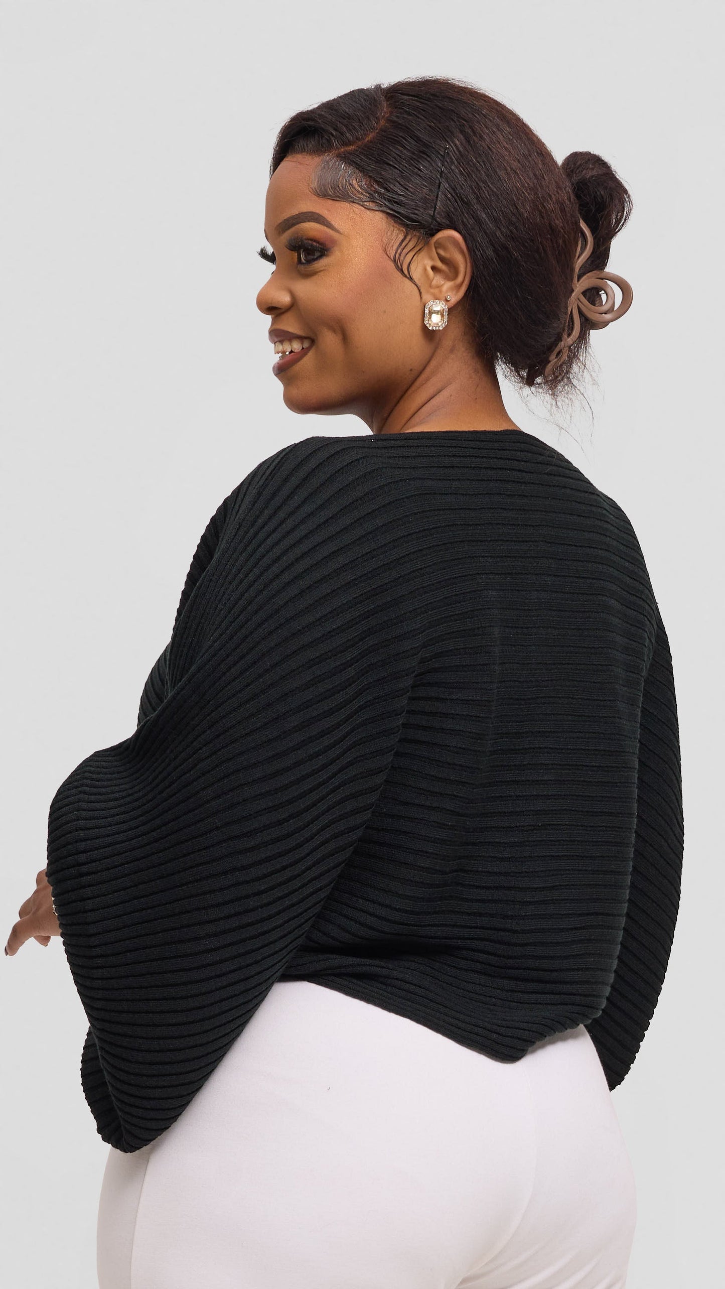 Vivo Balloon Sleeved Sweater - Black