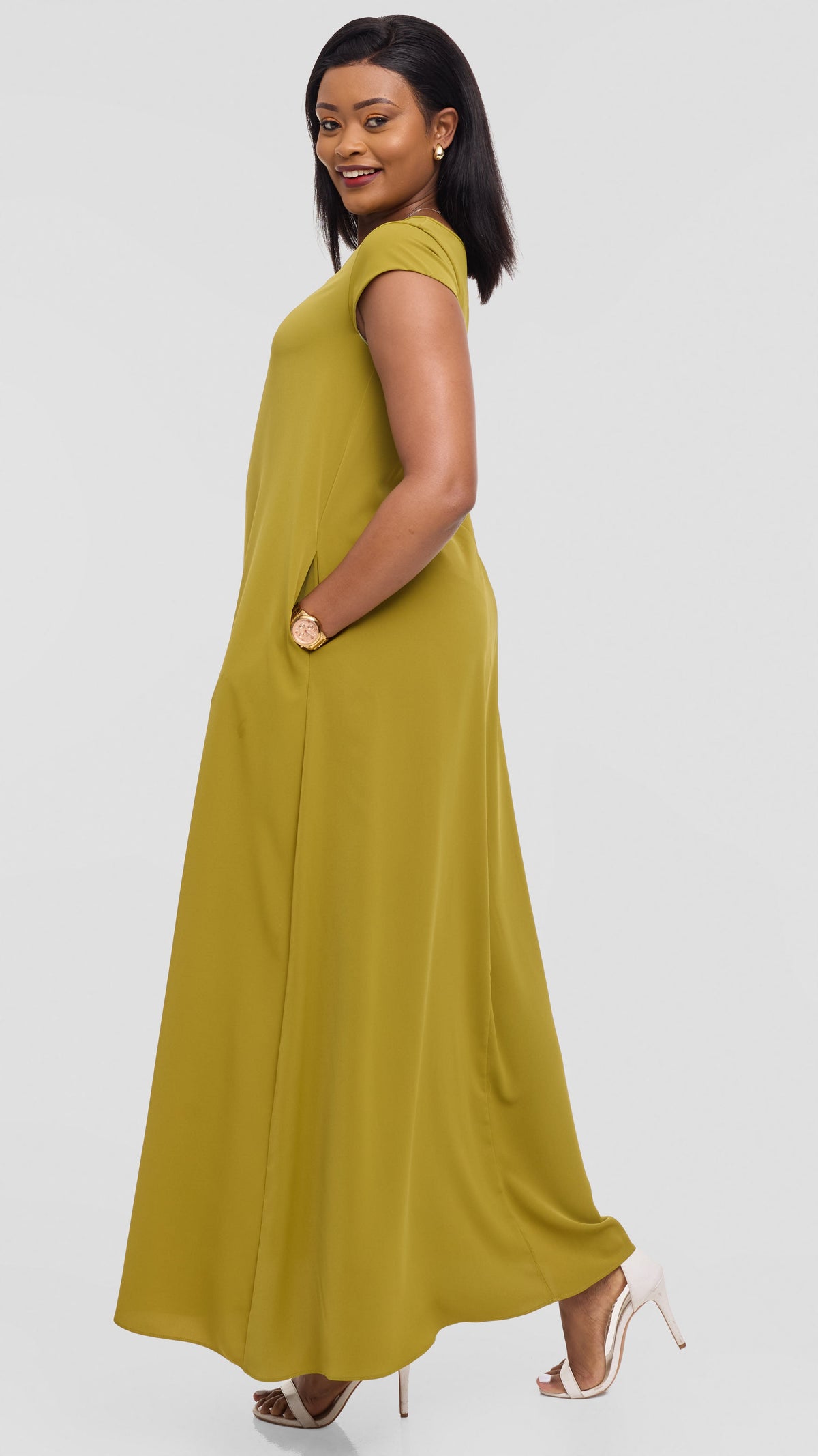 Vivo Basic Round Neck Maxi Dress in Crepe - Olive