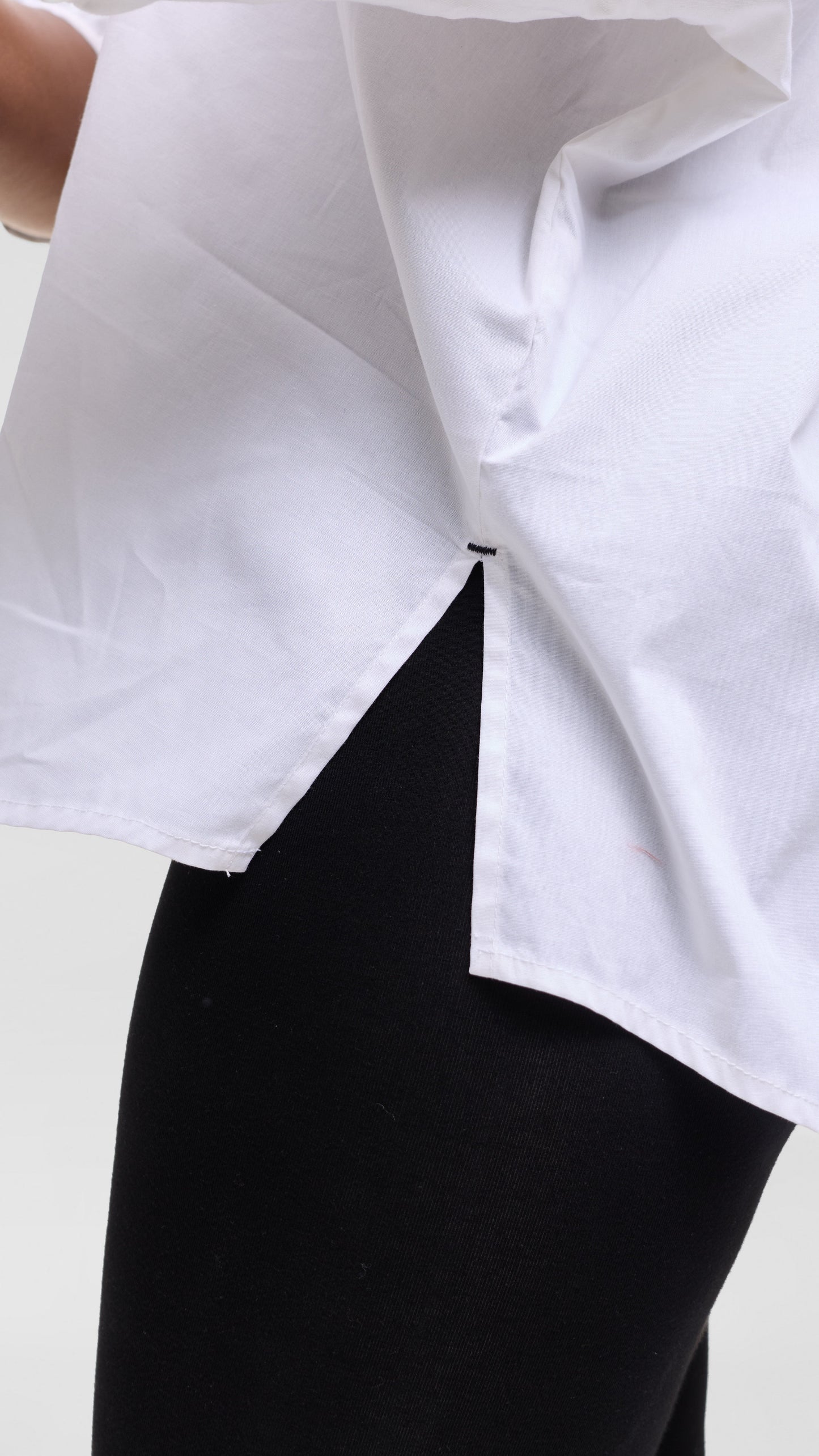 Vivo Back Pleat Loose Top in Cotton - White