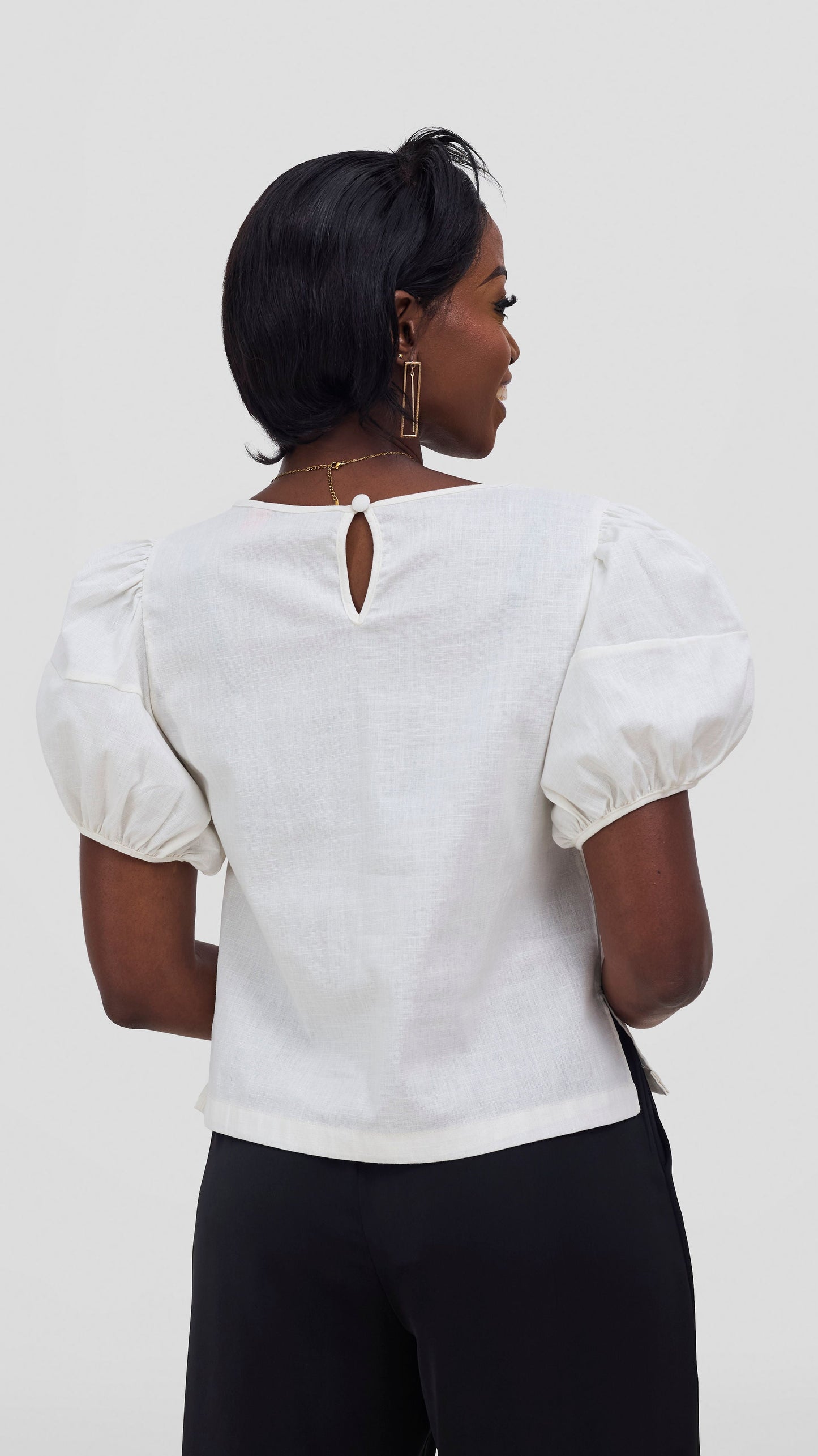 Vivo Lulu Bubble Sleeve Top - Off White