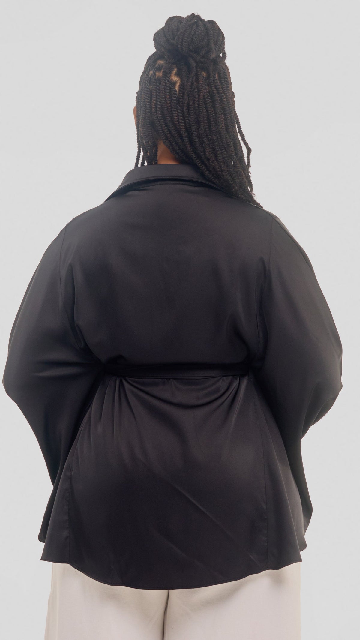Vivo Loose Shirt in Satin - Black