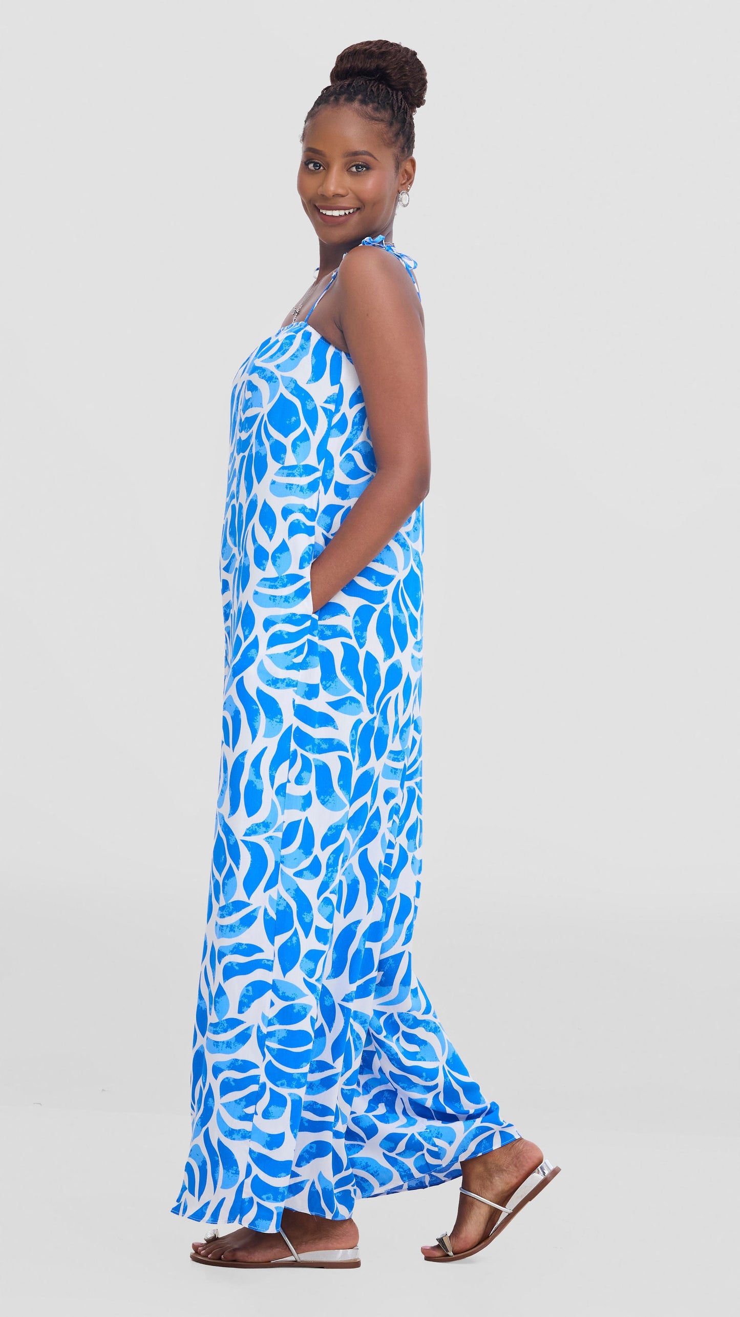 Vivo Maisha Strappy Cover Up Jumpsuit In Rayon - White / Blue Print