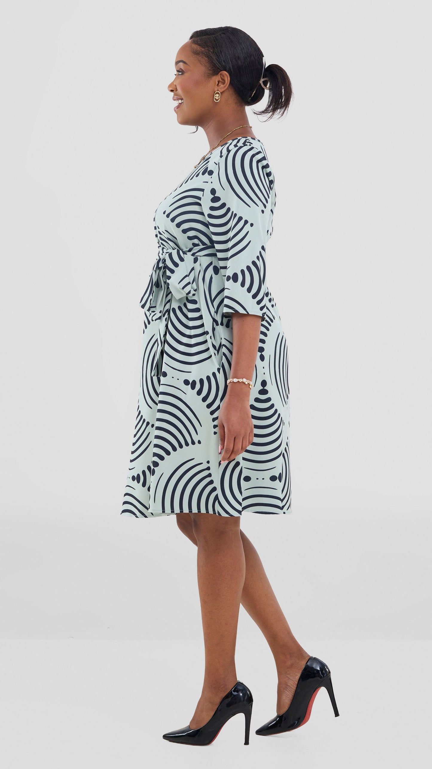 Vivo Laika 3/4 Sleeve Tent Dress In Crepe - Mint / Black Laki Print