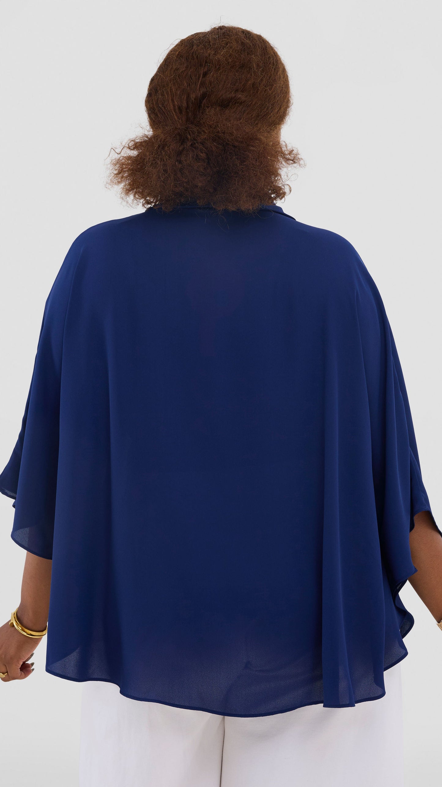 Vivo Iyana Cape Top In Chiffon - Navy