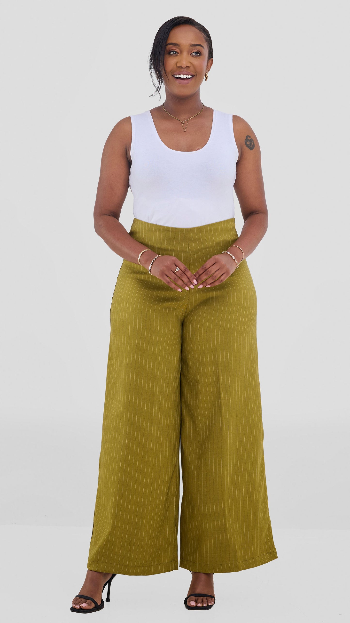 Vivo Studio Striped Pants In Crepe - Olive Striped Print