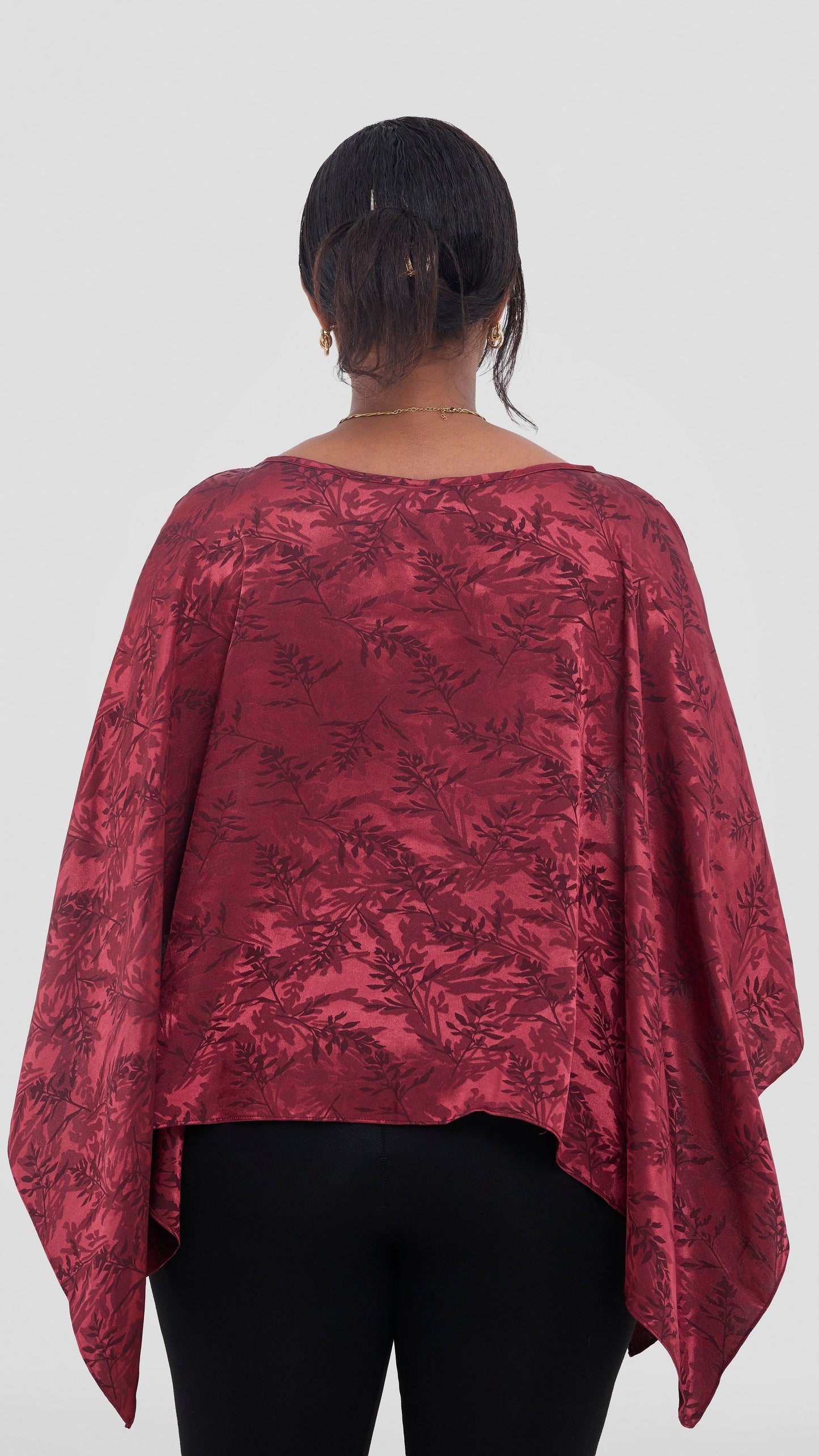 Vivo Multiway Short Kimono in Satin - Burgundy Textured Print