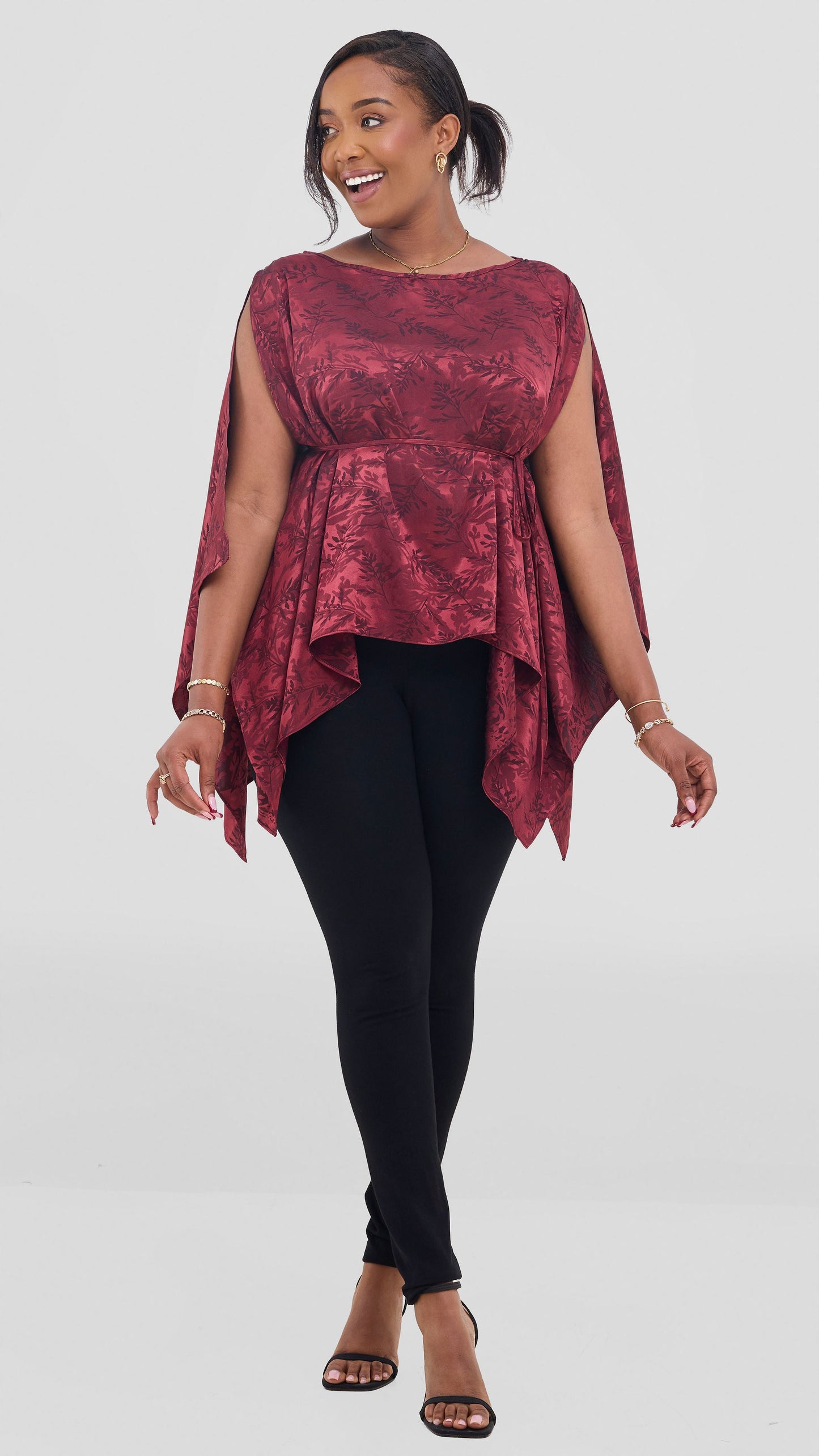 Vivo Multiway Short Kimono in Satin - Burgundy Textured Print