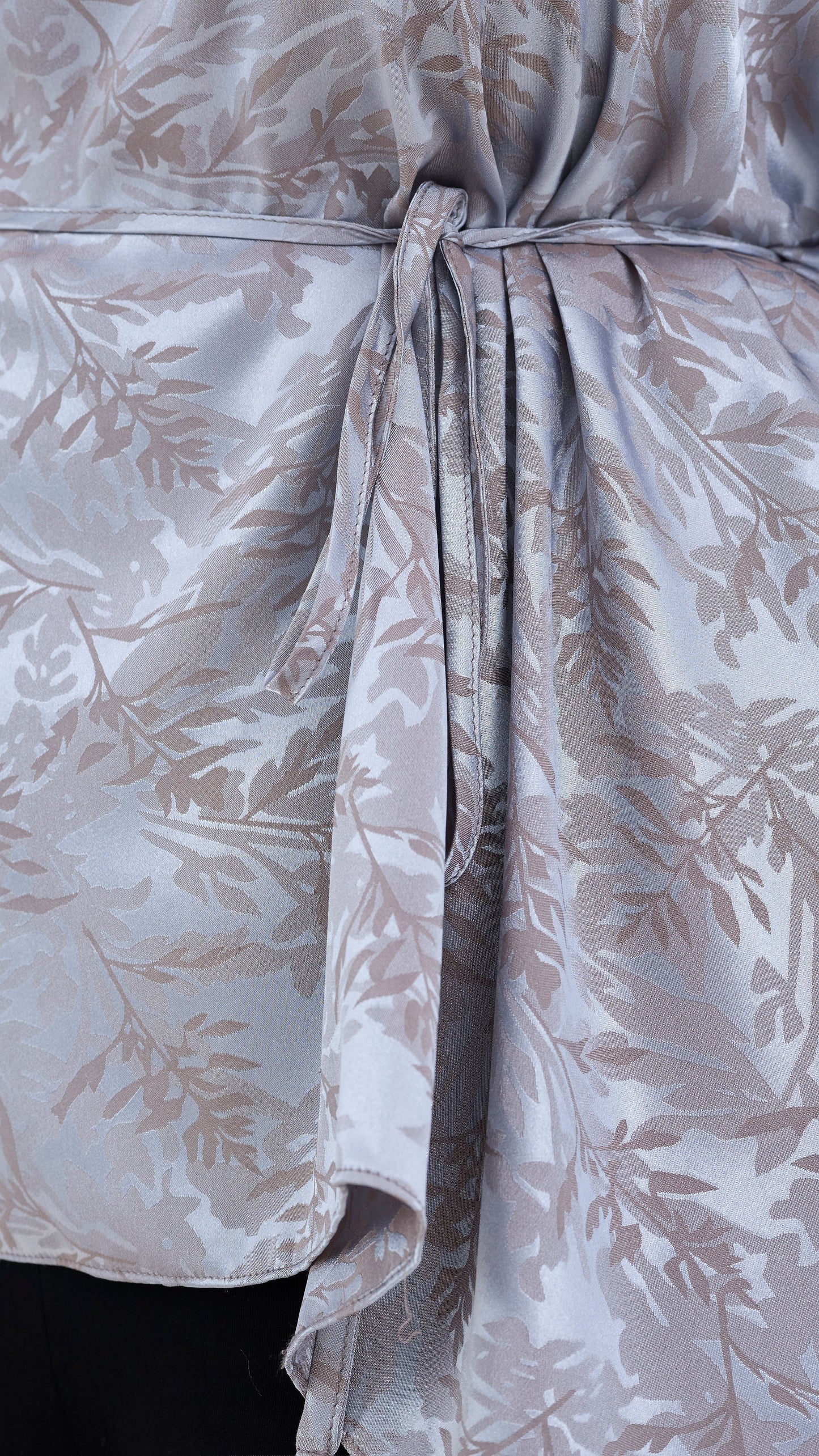 Vivo Multiway Short Kimono in Satin - Baby Blue Textured Print