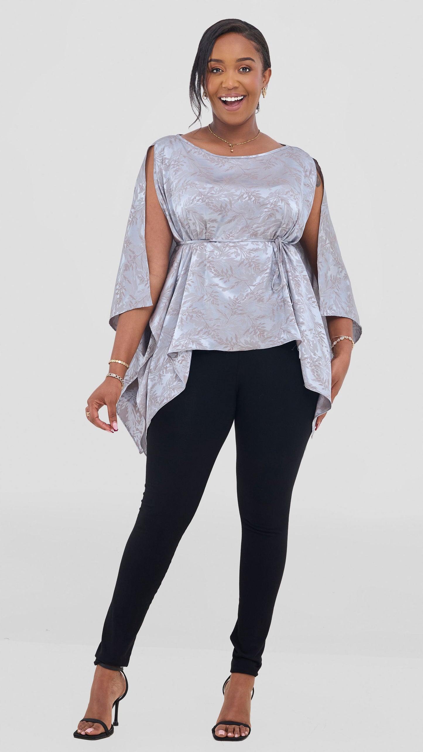 Vivo Multiway Short Kimono in Satin - Baby Blue Textured Print