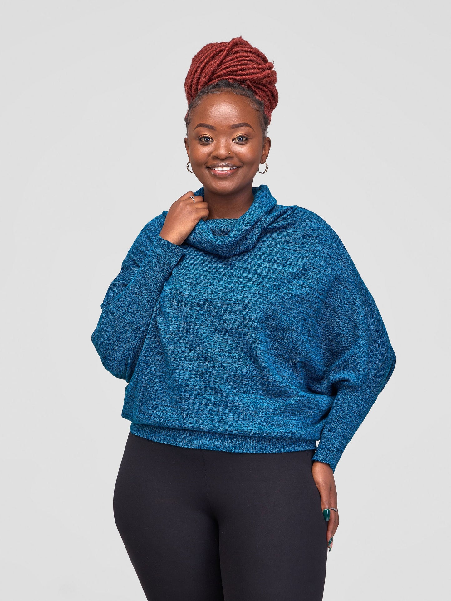 Vivo Basic Short Dolman Sweater - Blue / Black