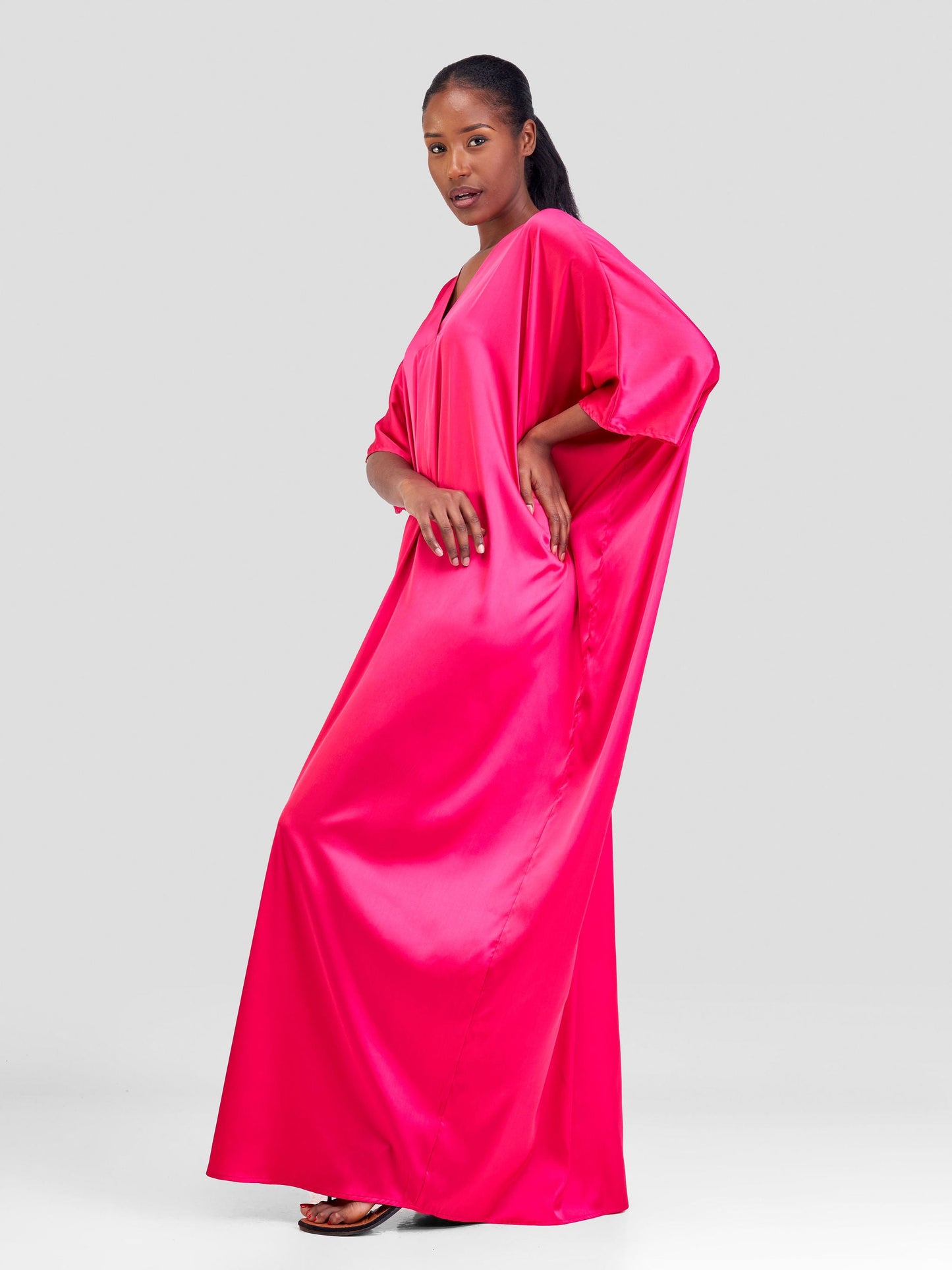 Vivo Sarabi Panelled V-Neck Kaftan - Hot Pink