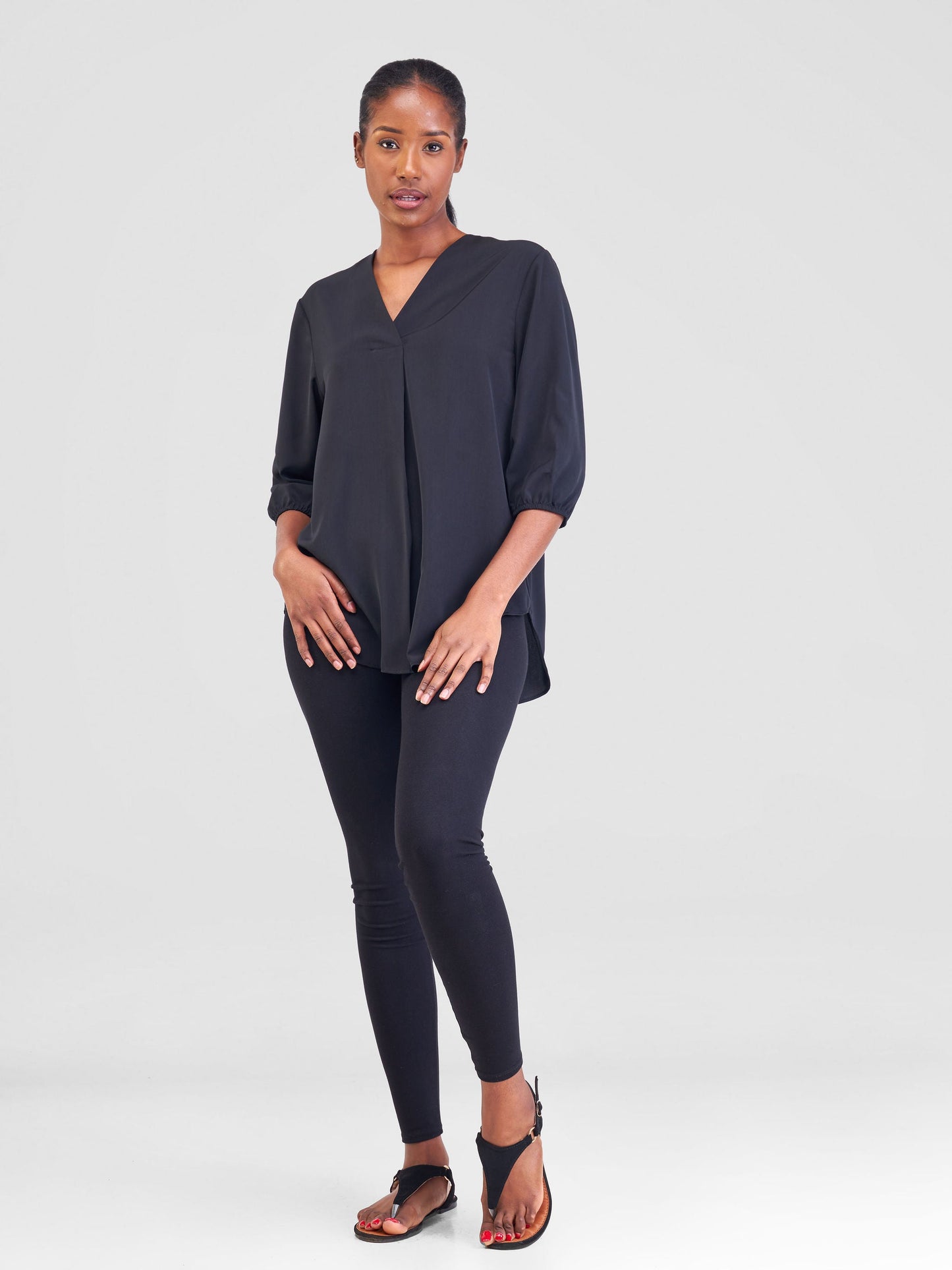 Vivo Dua 3/4 Sleeved V Neck Shirt in Crepe - Black