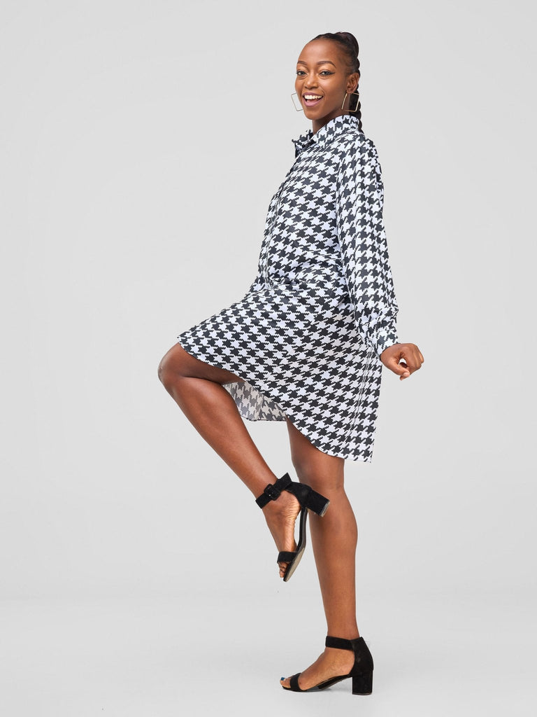 Zoya Sitawi Shirt Dress - Black / White A bstract Print - Shopzetu