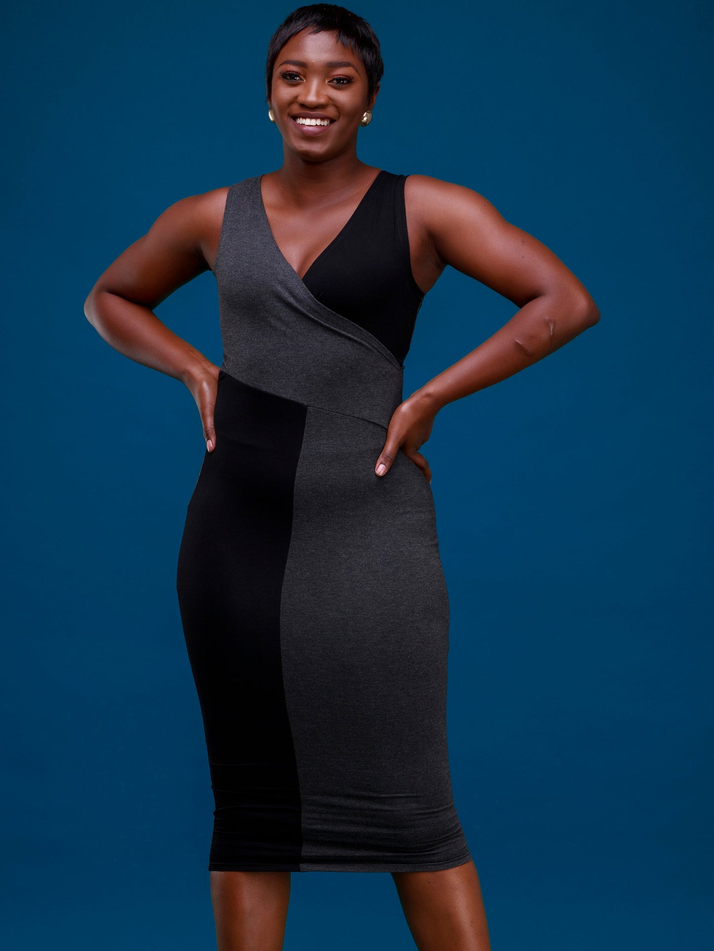 Vivo Zuri V- Neck Bodycon - Grey / Black