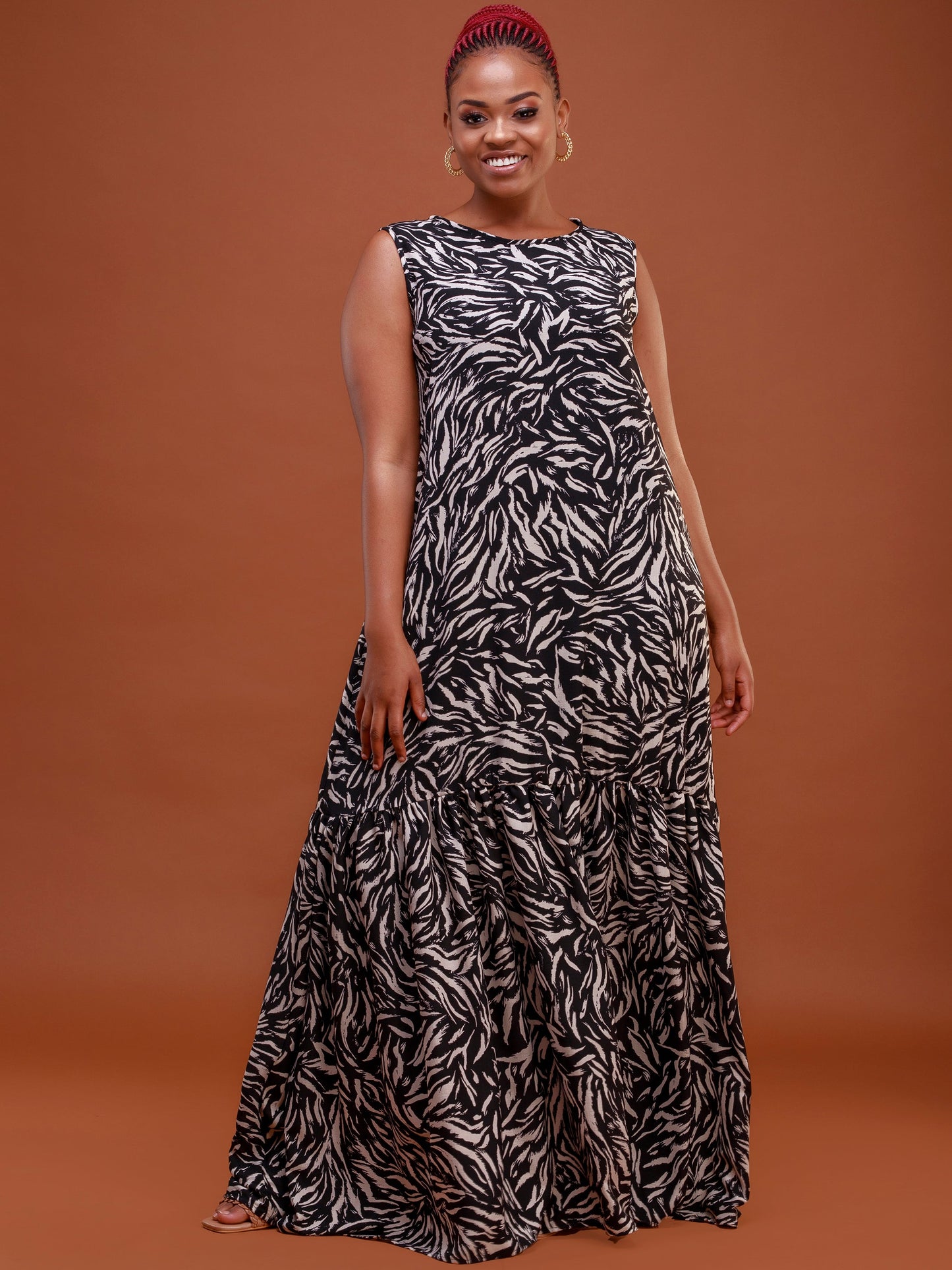 Safari Ayana Sleeveless Maxi Dress - Black / Taupe Print