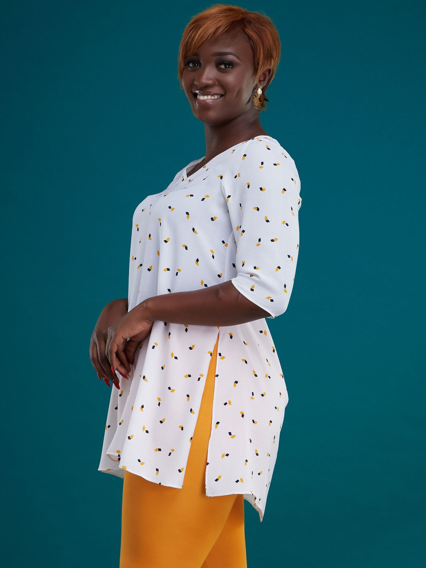 Vivo Basic Ayo Tunic Top - White Dice Print