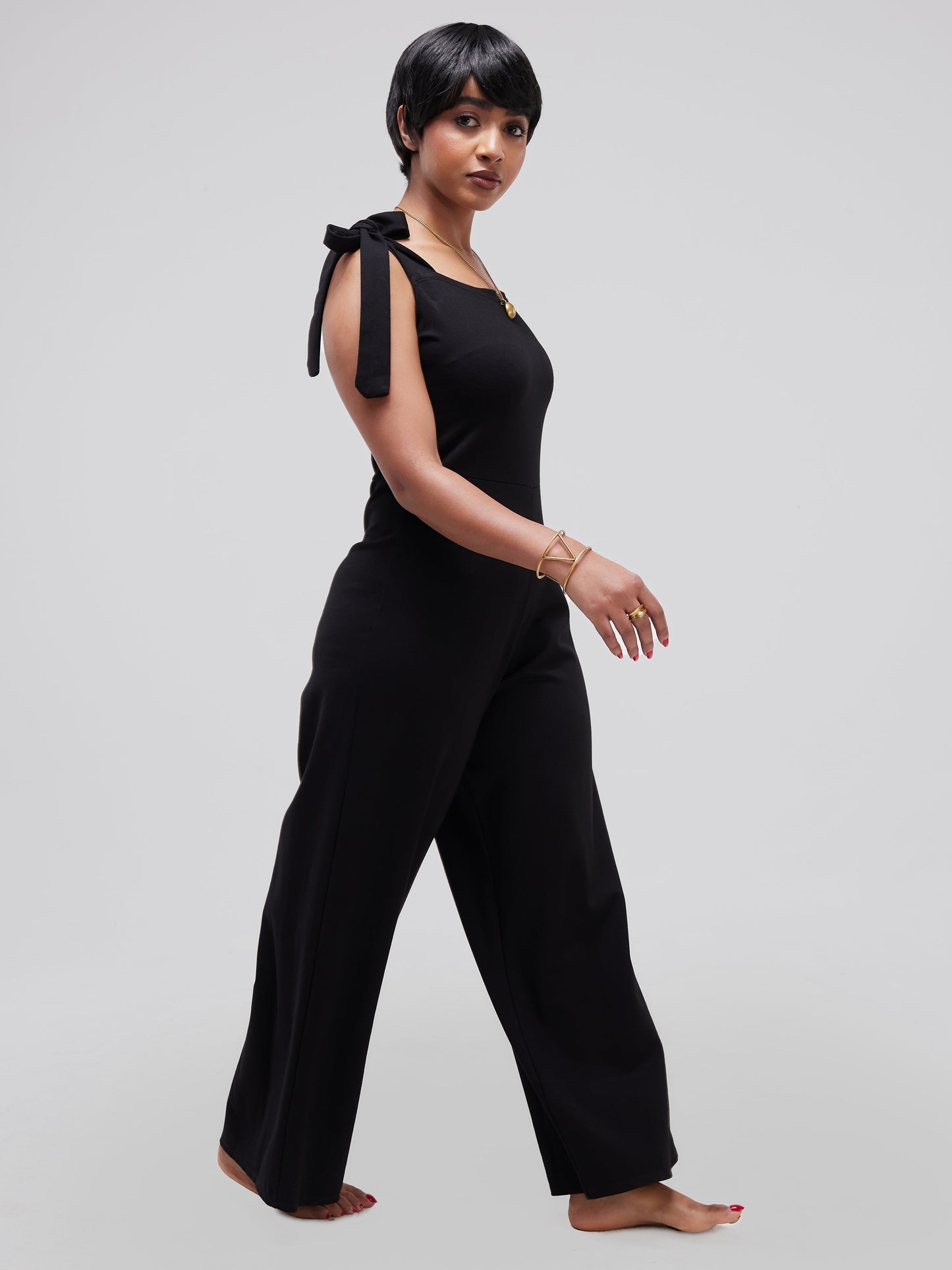 Vivo Zari Strappy Jumpsuit - Black