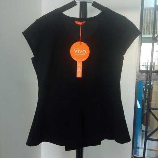 Vivo Cap Sleeve Amber Front Pleat Top - Black