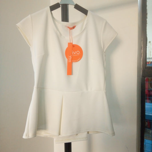 Vivo Cap Sleeve Amber Front Pleat Top - White