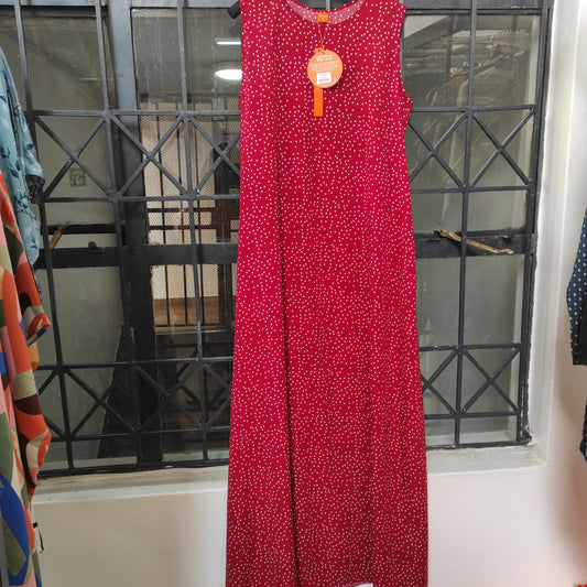Vivo Basic Sleeveless Tent Maxi Dress - Red Polka Dot Print