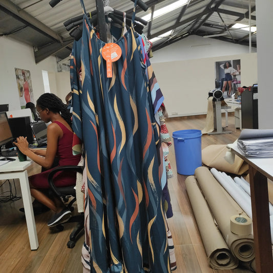 Vivo Luna Two Tiered Strappy Maxi Dress - Teal / Yellow Abstract Print