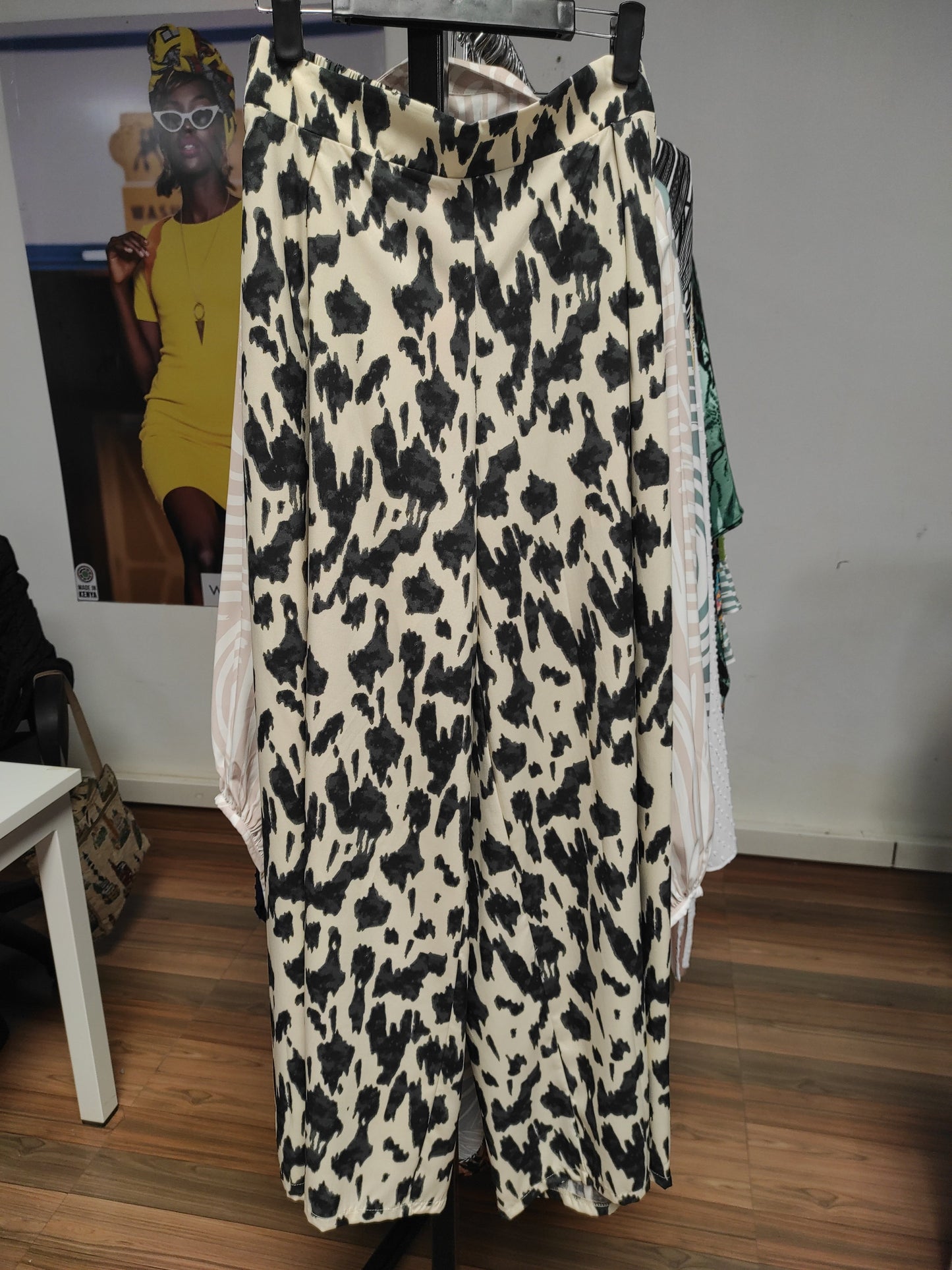 Vivo Jema Palazzo Pants - White / Black Animal Print