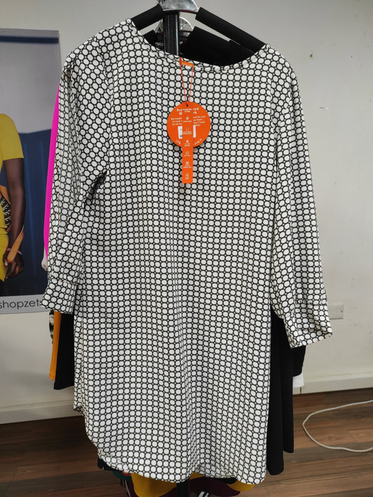 Vivo Jasiri 3/4 Slit Sleeve Tunic Top - Black / White Geometric Print